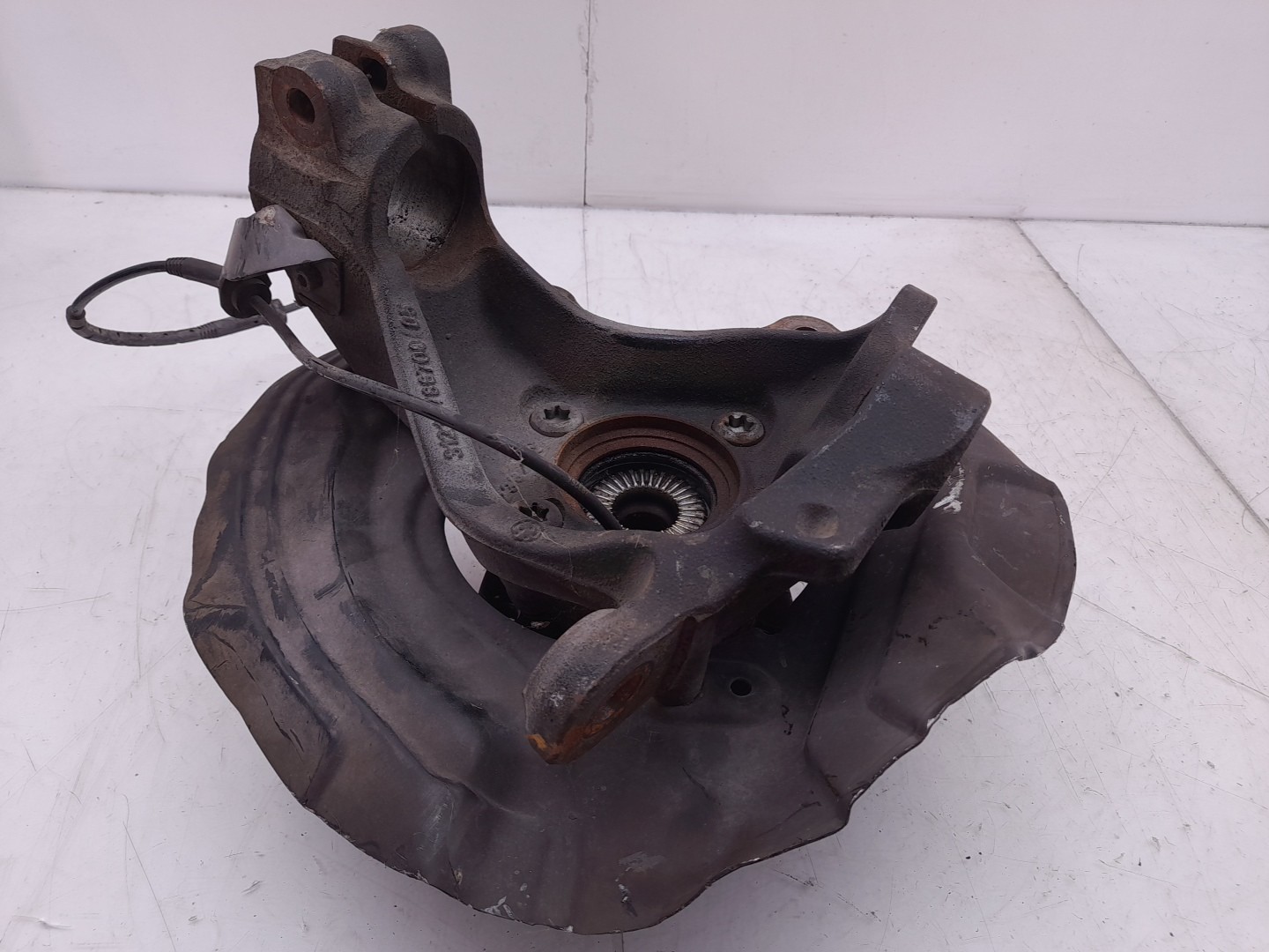 Right front steering knuckle BMW X1 (E84) Imagem-1