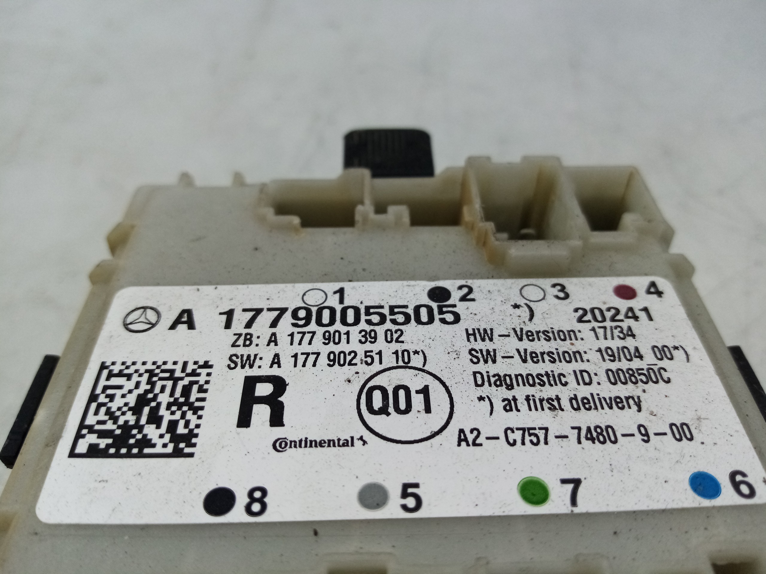 Central locking control unit / Central locking ECU MERCEDES-BENZ GLB-Class (X247) Imagem-2