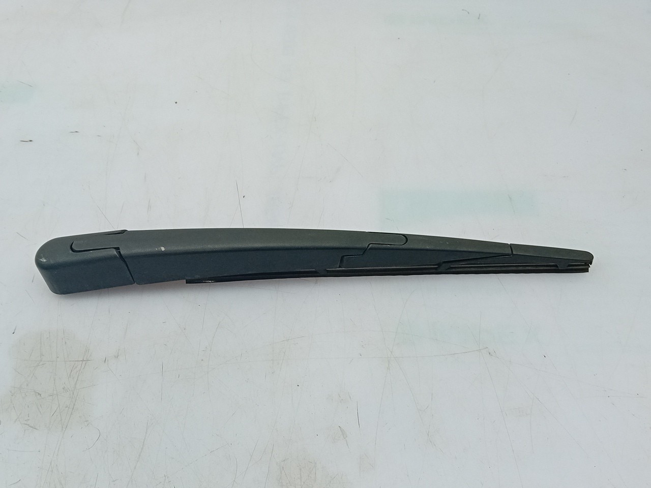 Brazo de limpiaparabrisas trasero HYUNDAI i10 (BA, IA) Imagem-0