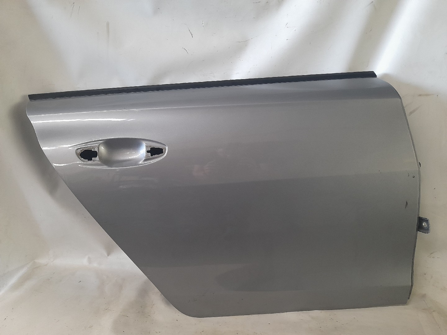 Right rear door