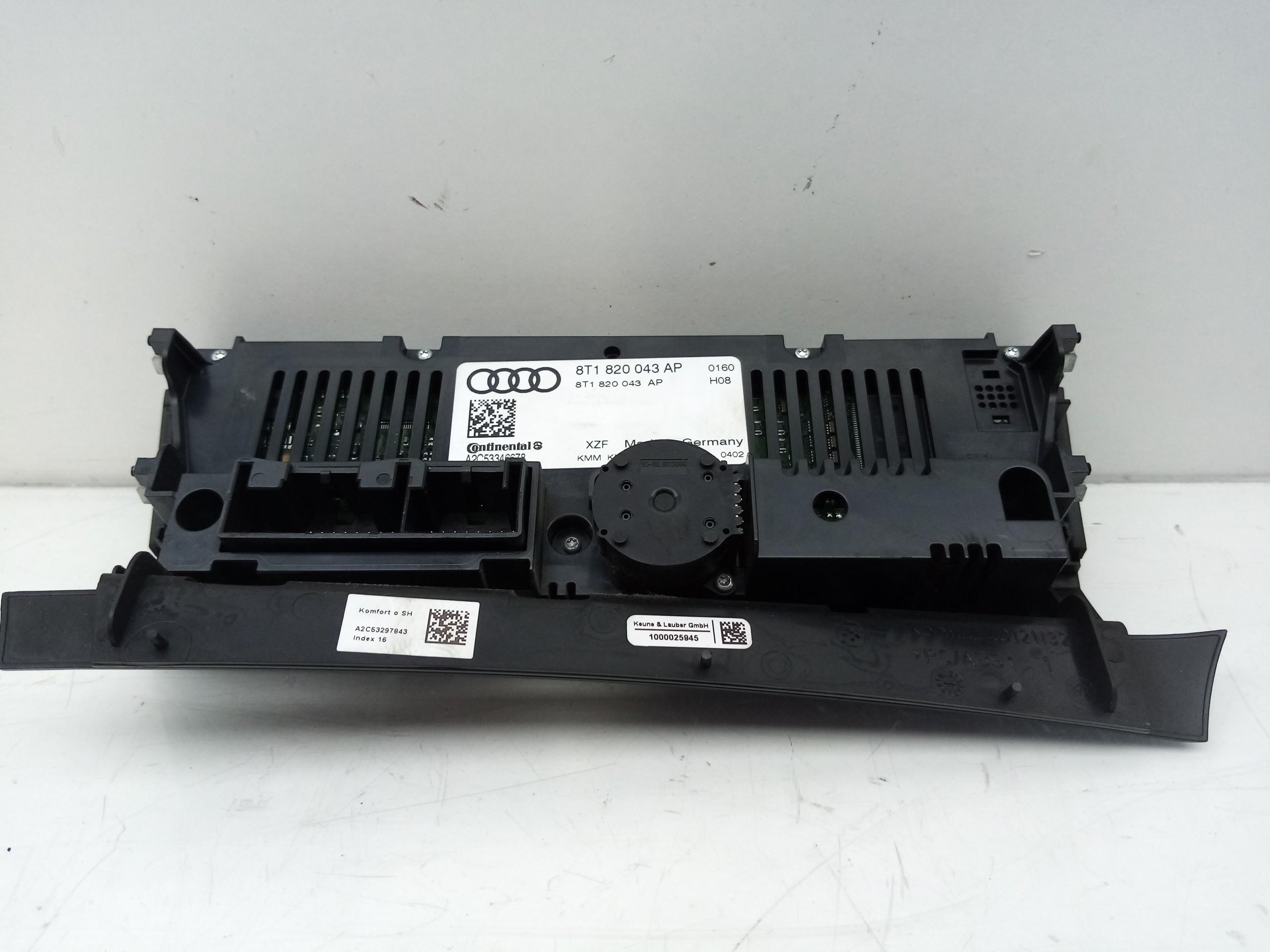 AC switch AUDI Q5 (8R) Imagem-1