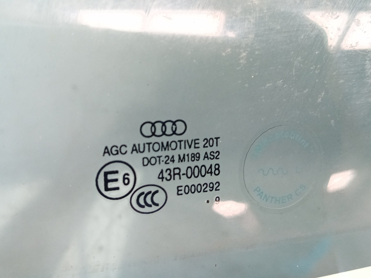Vidro porta trás esquerdo AUDI Q5 (8R) Imagem-1