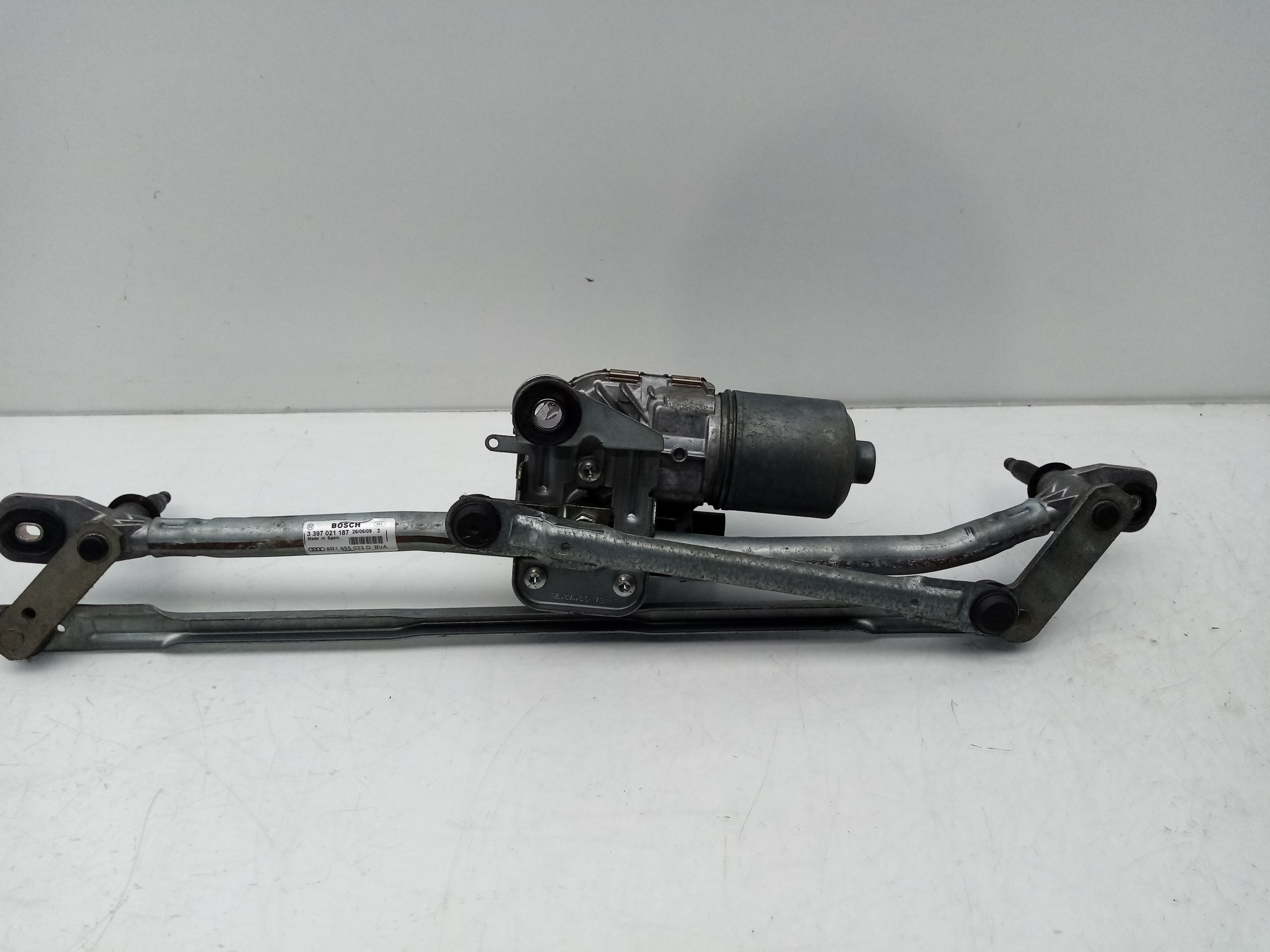 Motor limpiaparabrisas Frente AUDI Q5 (8R) Imagem-1