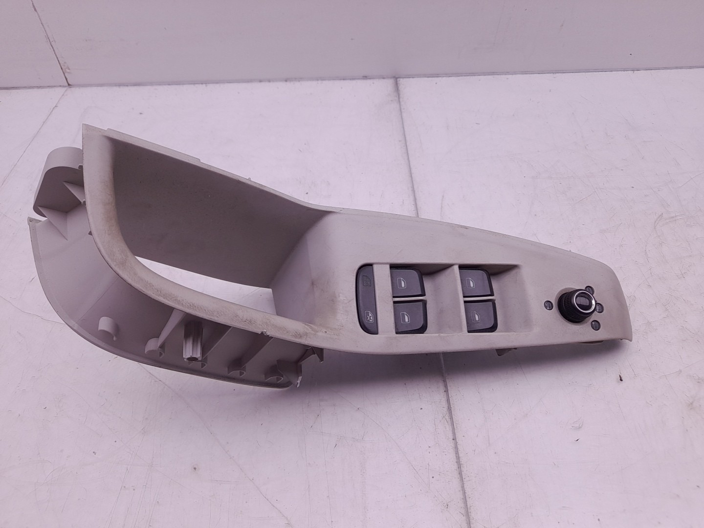 Left Front window control