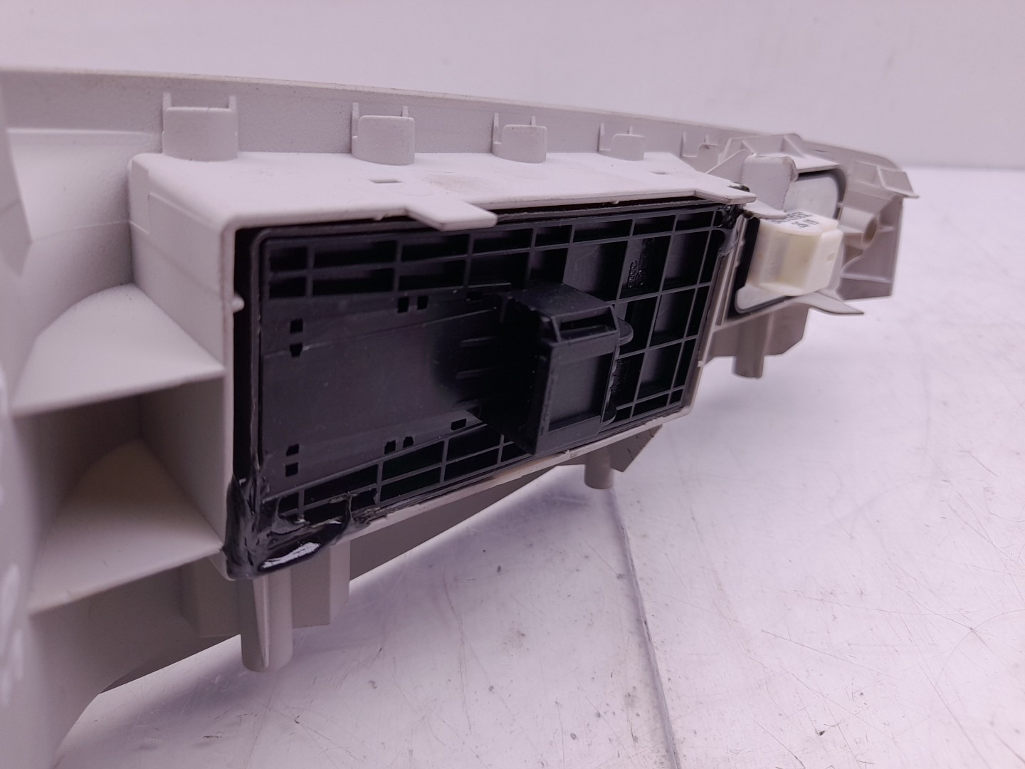 Left Front window control AUDI Q5 (8R) Imagem-2