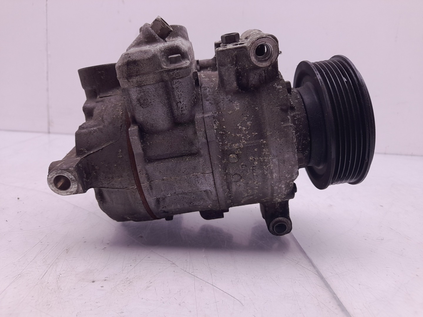 AC compressor AUDI Q5 (8R) Imagem-2