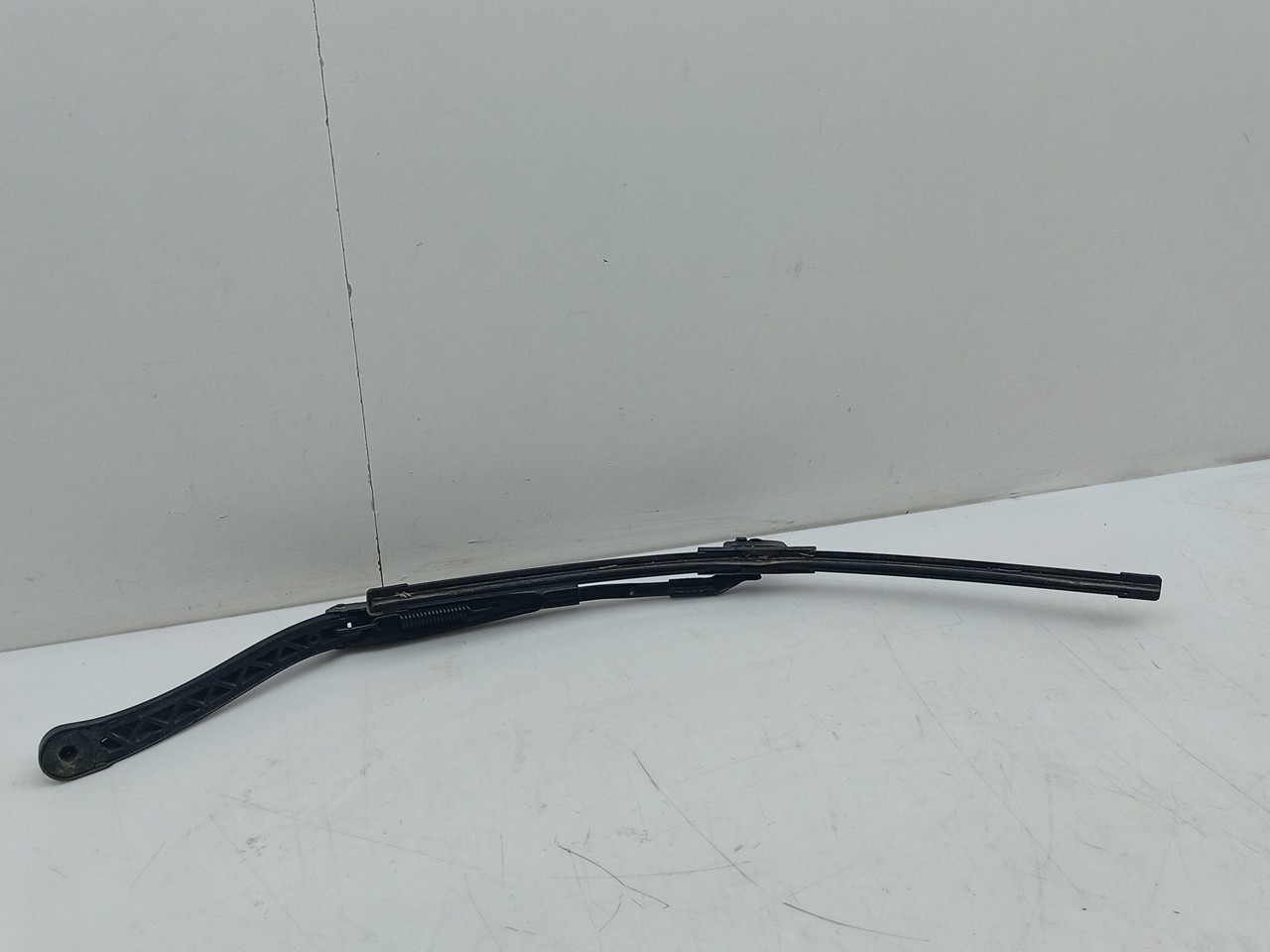 Brazo de limpiaparabrisas delantero izquierdo MERCEDES-BENZ Classe E (W212) Imagem-1