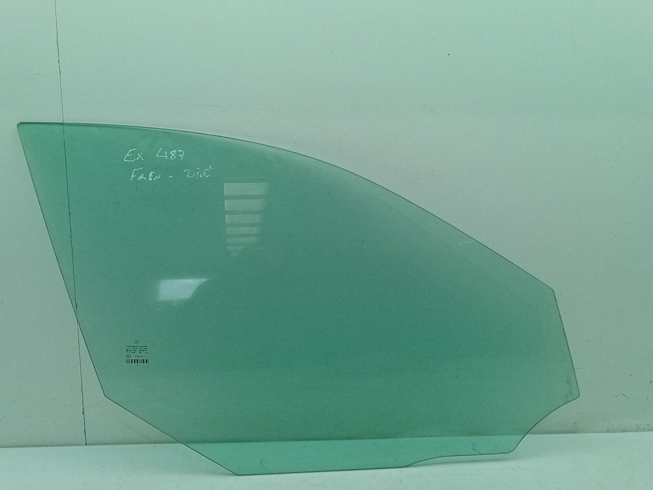 Vitre porte avant Droite