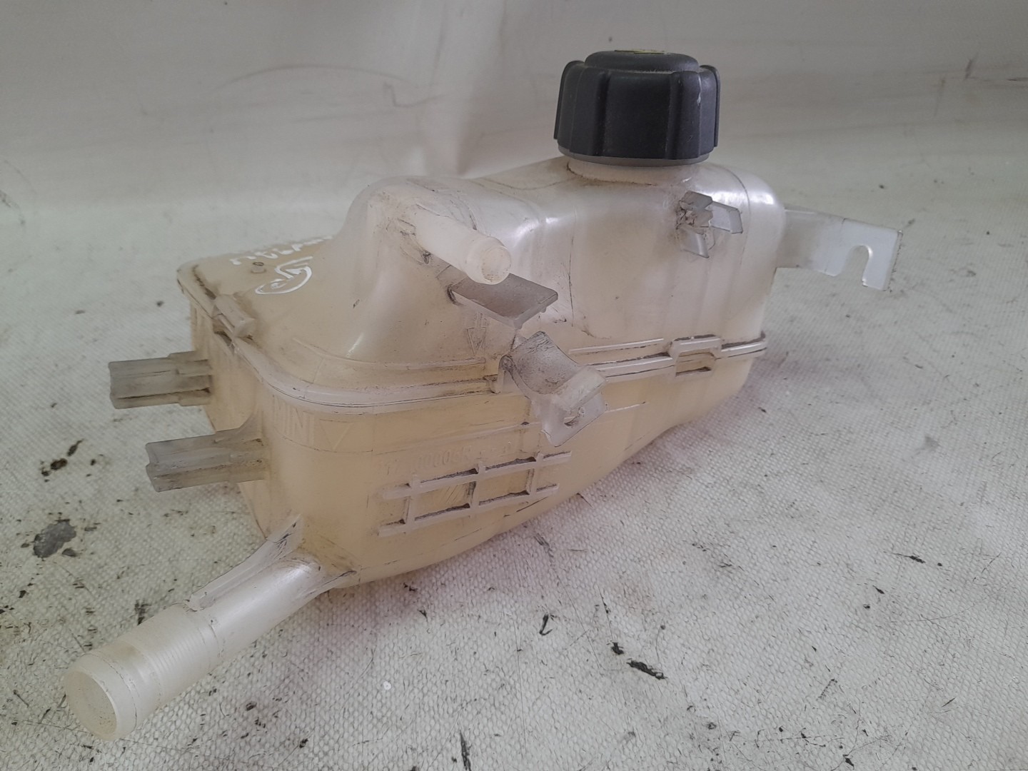 Réservoir/ Vase D'expansion De Liquide De Refroidissement RENAULT Megane III (BZ0_) Imagem-1