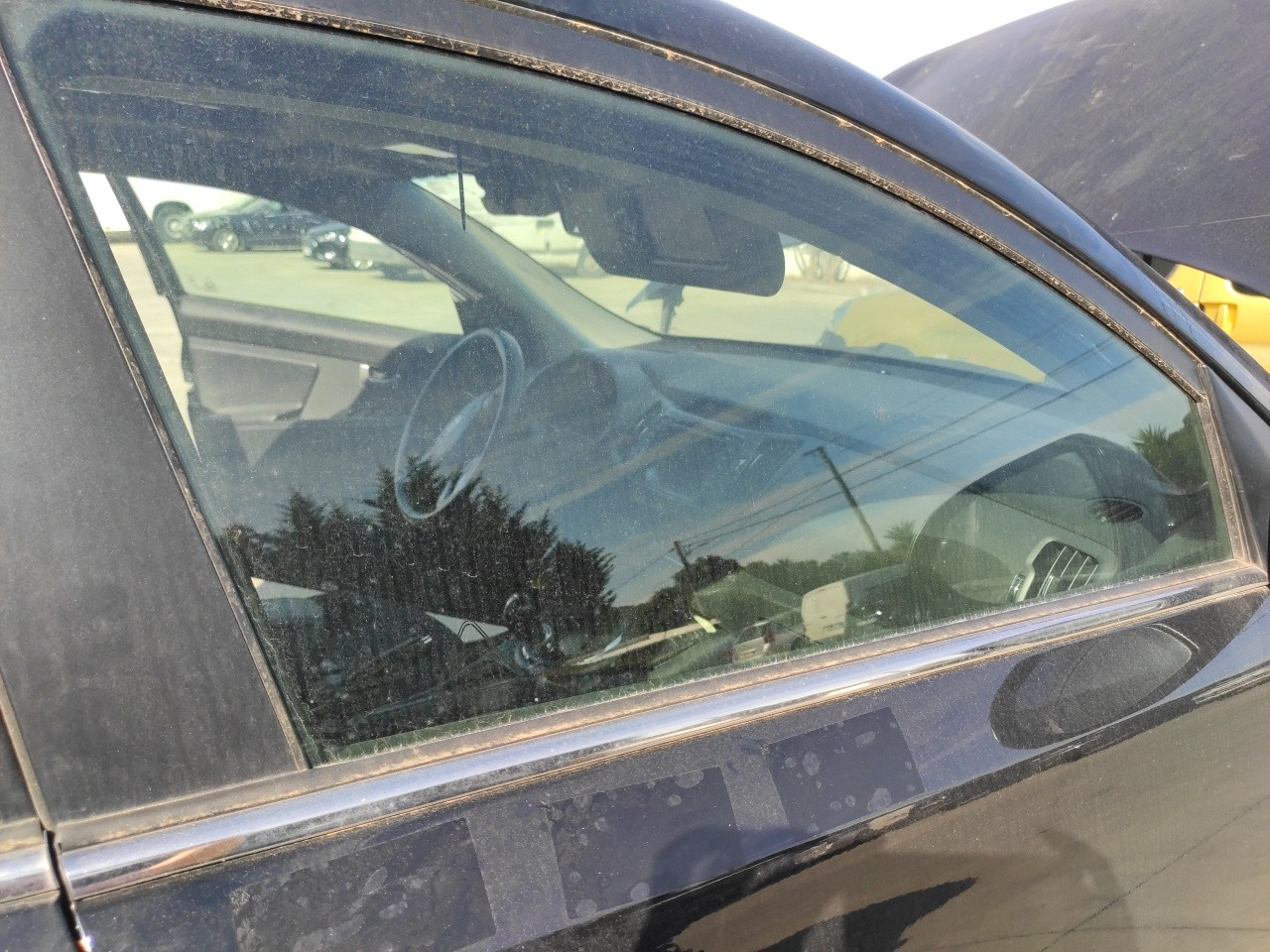 Vitre porte avant Droite