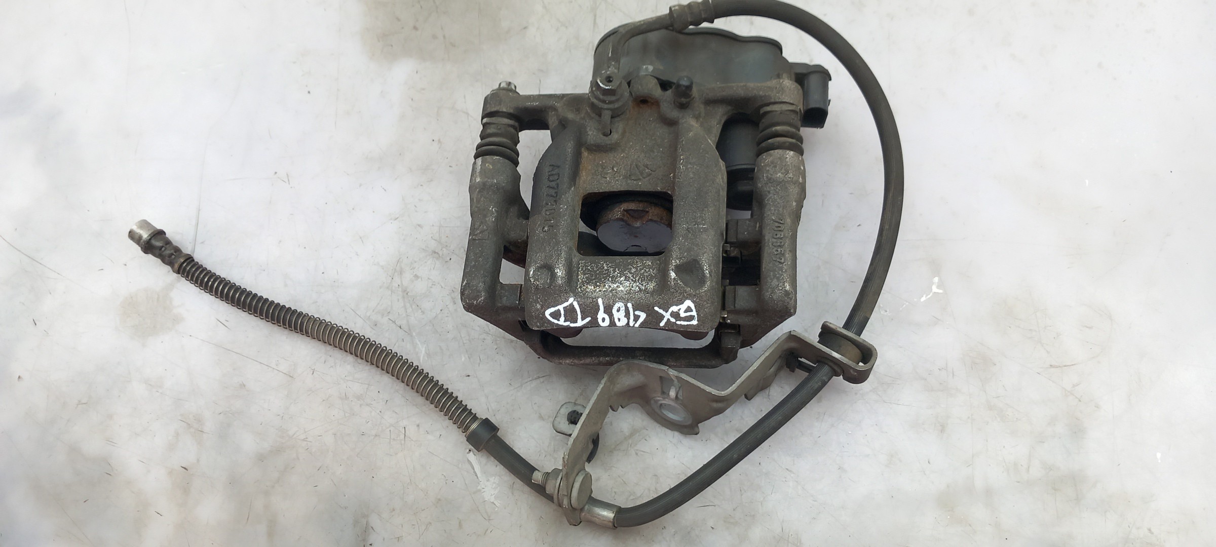 Right rear Brake Caliper