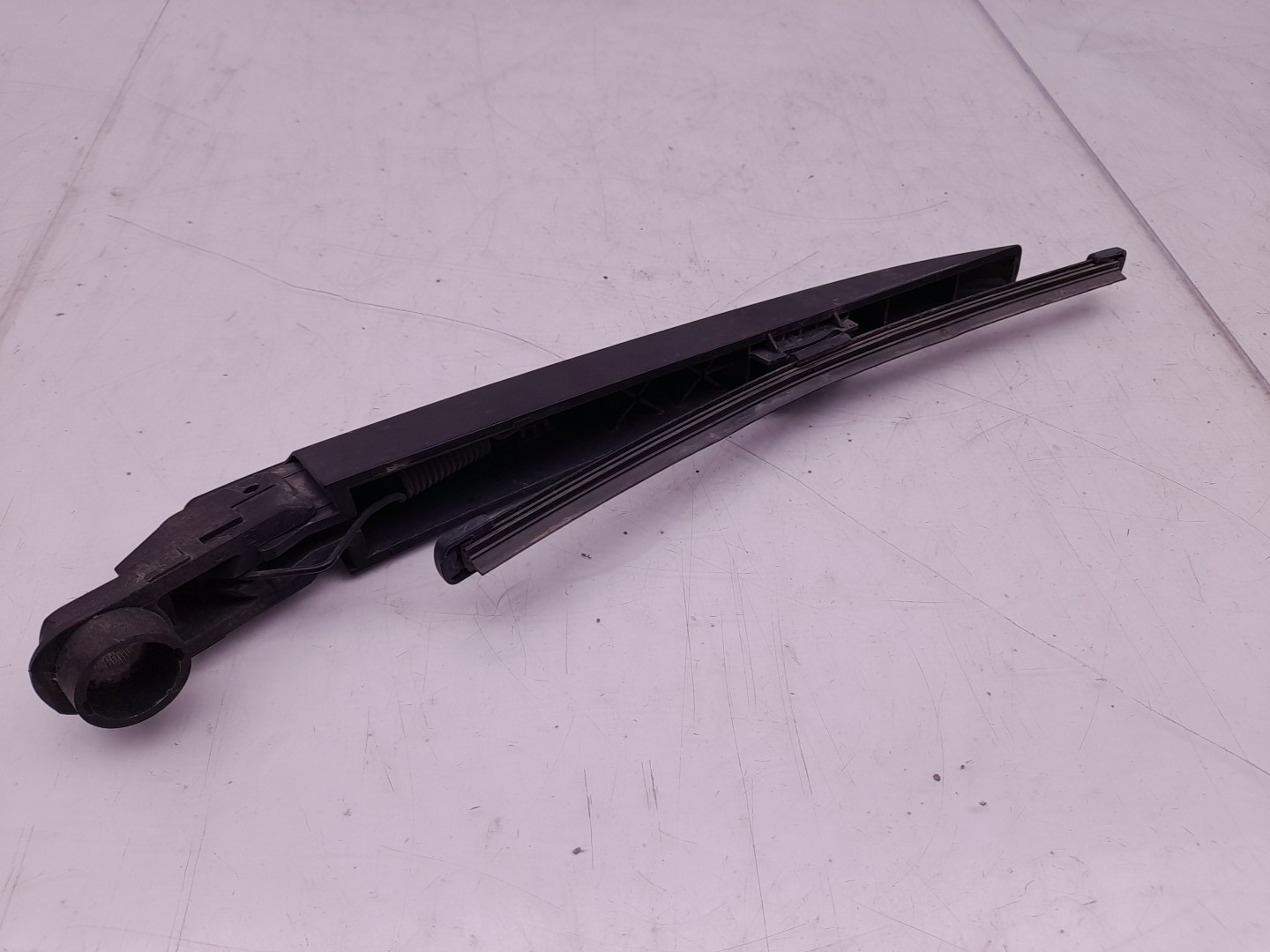 Brazo de limpiaparabrisas trasero RENAULT Clio IV (BH_) Imagem-1