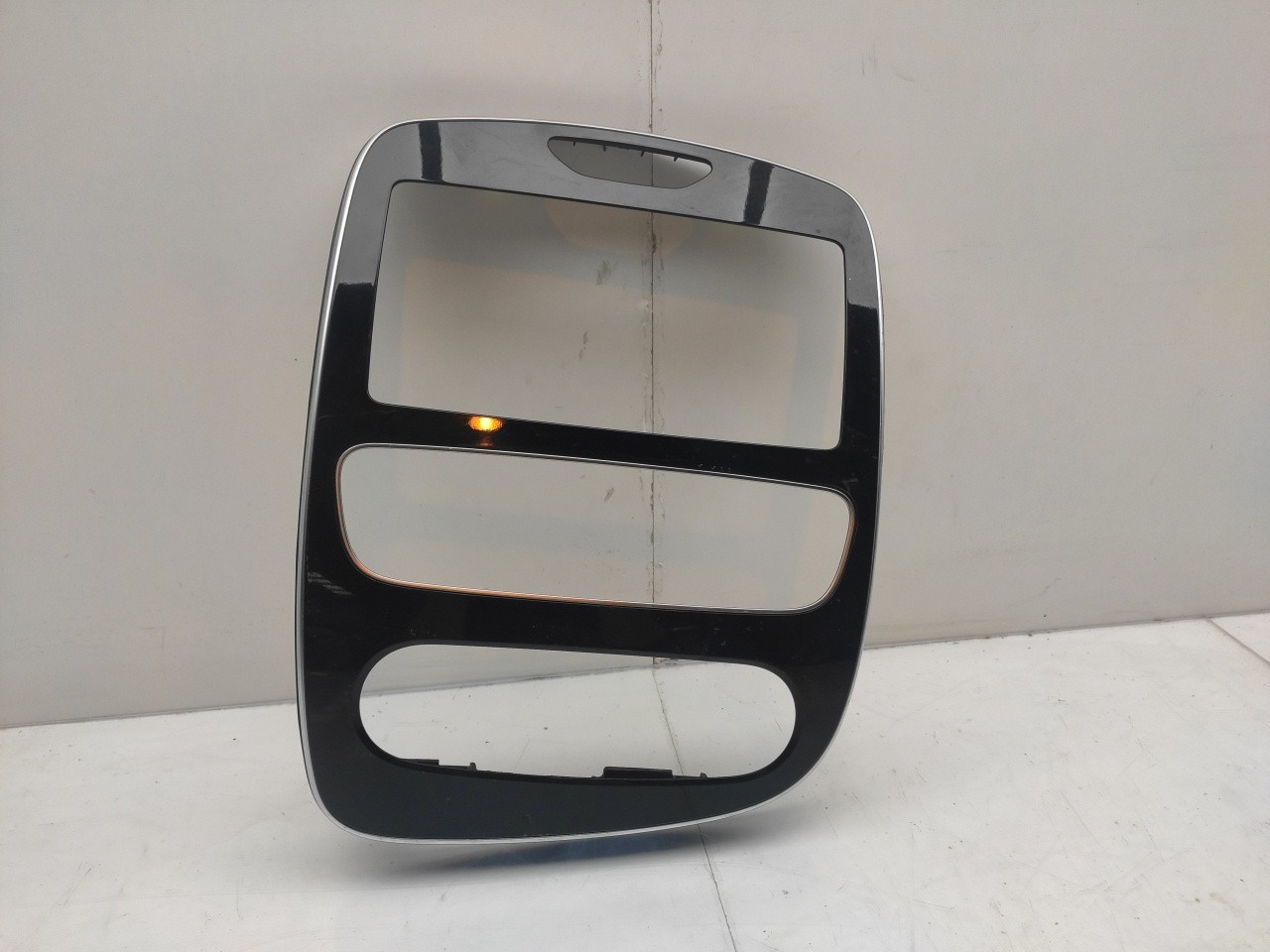 Cornice console centrale / radio / anello