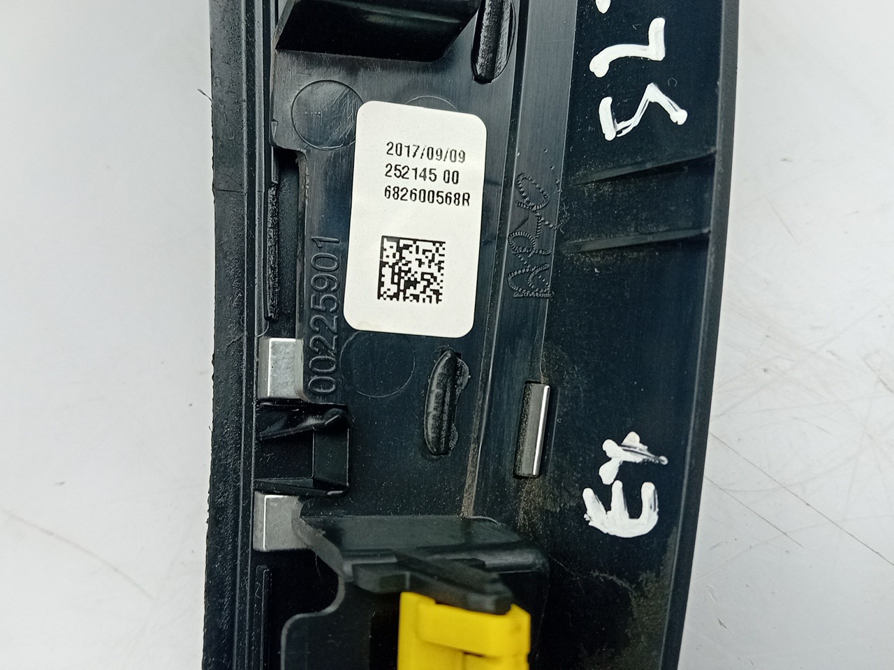 Cornice console centrale / radio / anello RENAULT Clio IV (BH_) Imagem-3