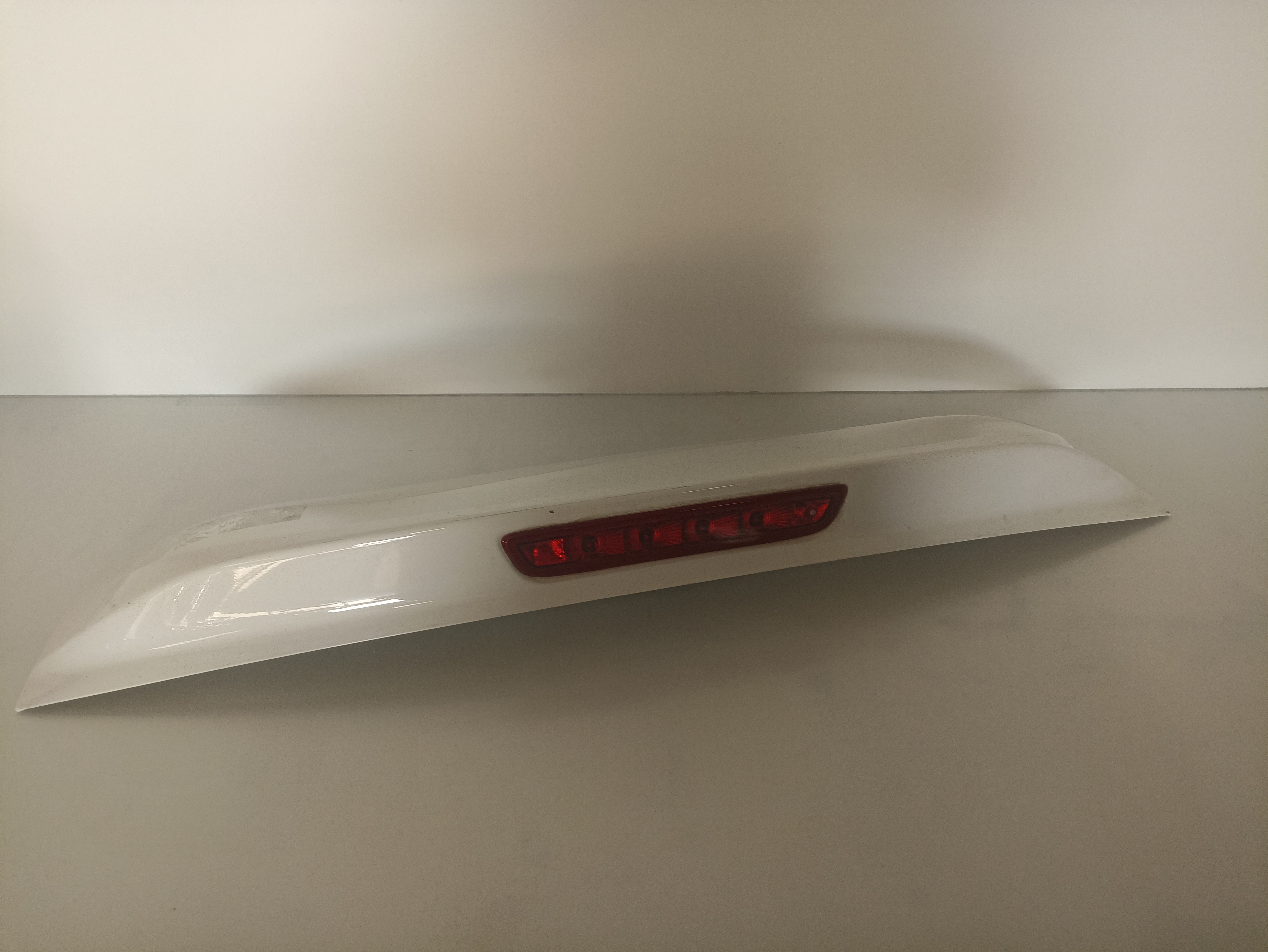 Spoiler / aileron da tampa da mala