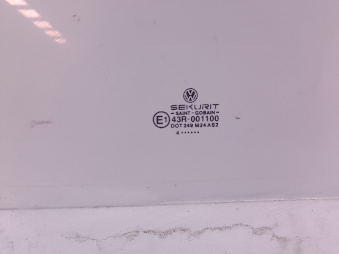 Vidrio puerta Delantero Izquierdo VOLKSWAGEN Transporter V (7HA, 7HH, 7EA, 7EH) Imagem-1