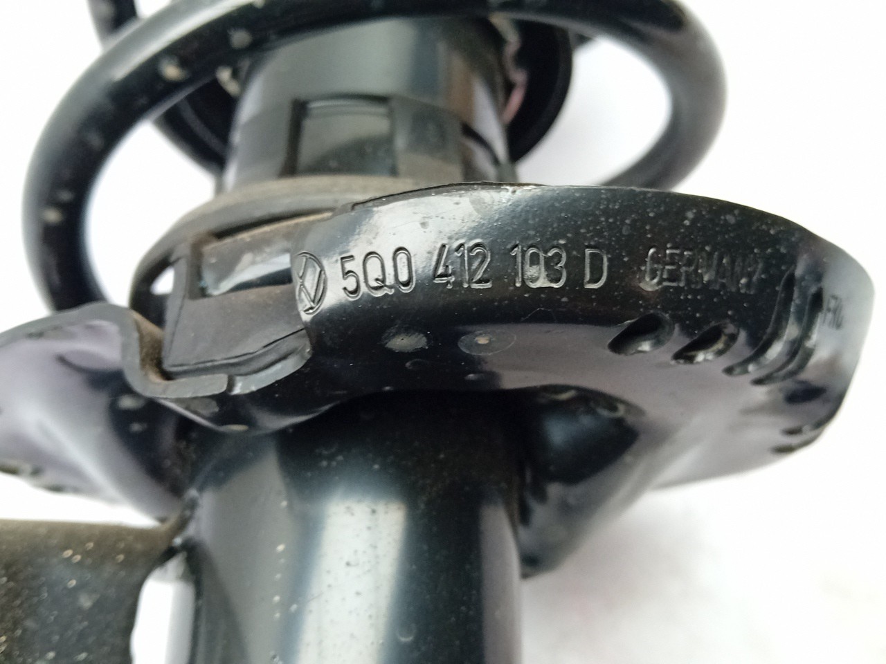 Left Front Shock Absorber SEAT Leon Sportstourer (KL8) Imagem-3