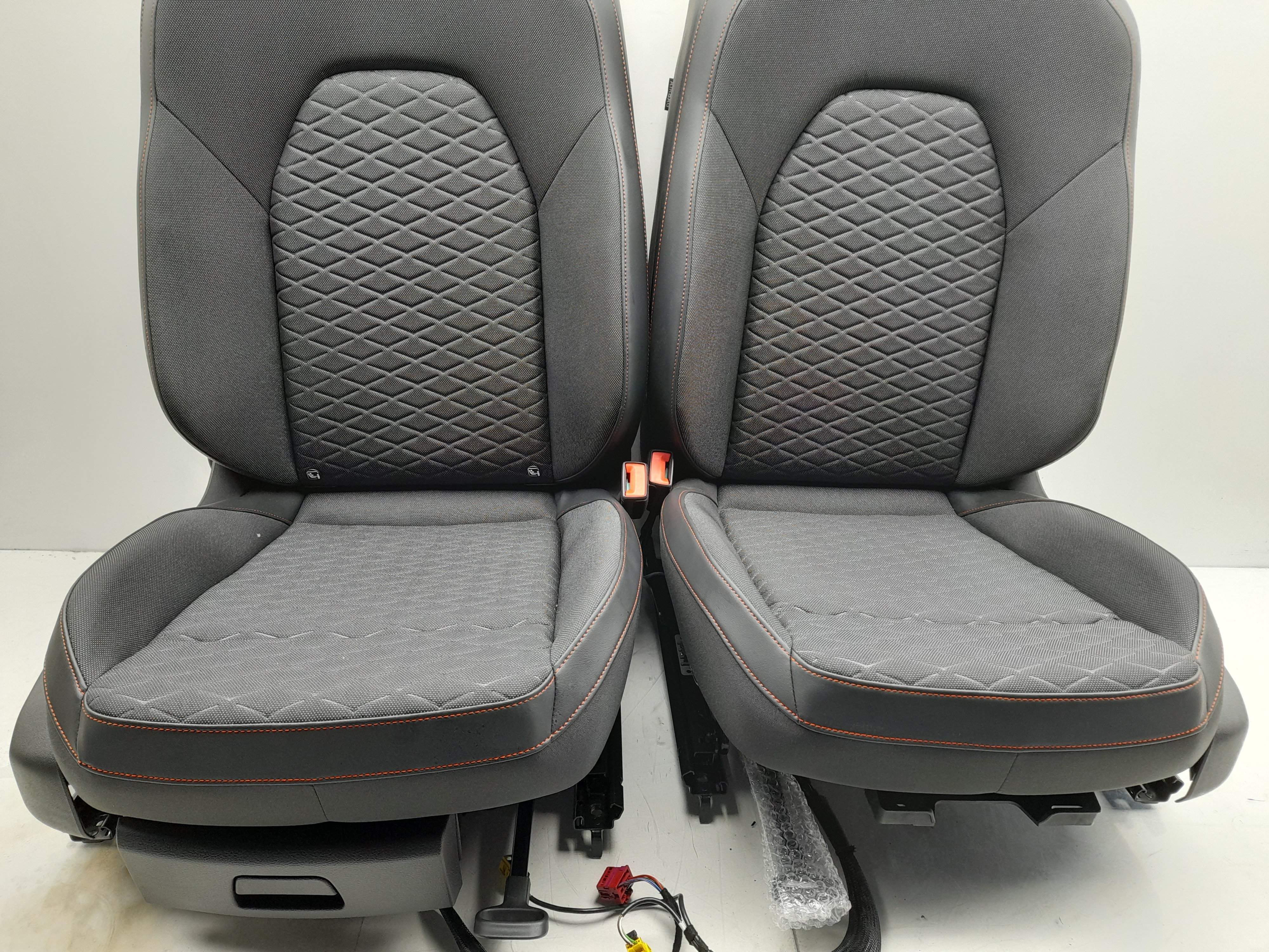 Seats set SEAT Leon Sportstourer (KL8) Imagem-1