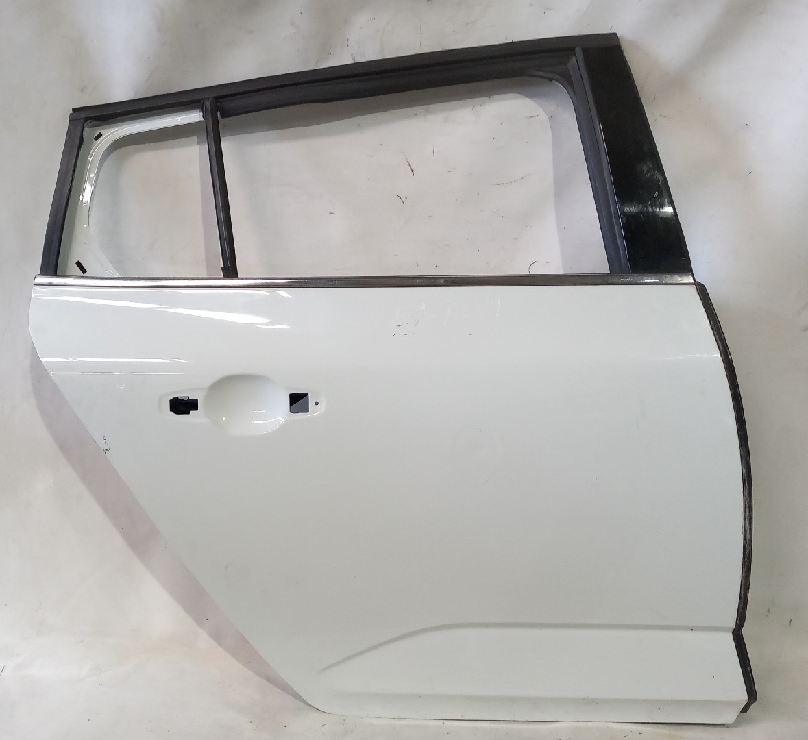 Right rear door