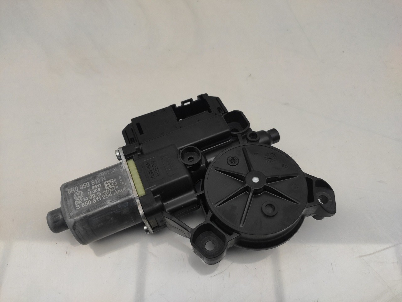 Motor vidro trás direito VOLKSWAGEN Polo (6R, 6C) Imagem-1