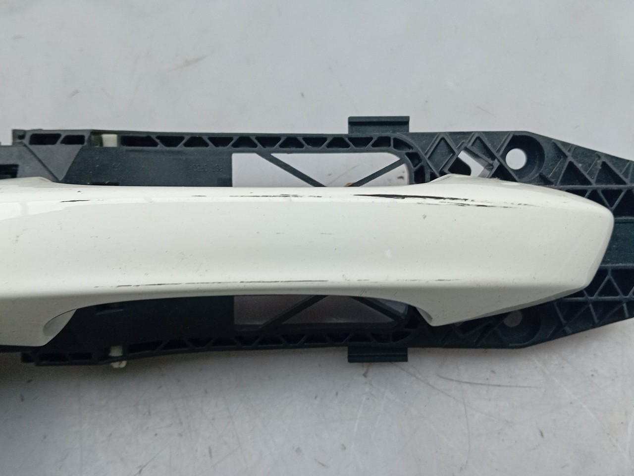 Poignée de porte arrière gauche SEAT Leon (5F1) Imagem-1