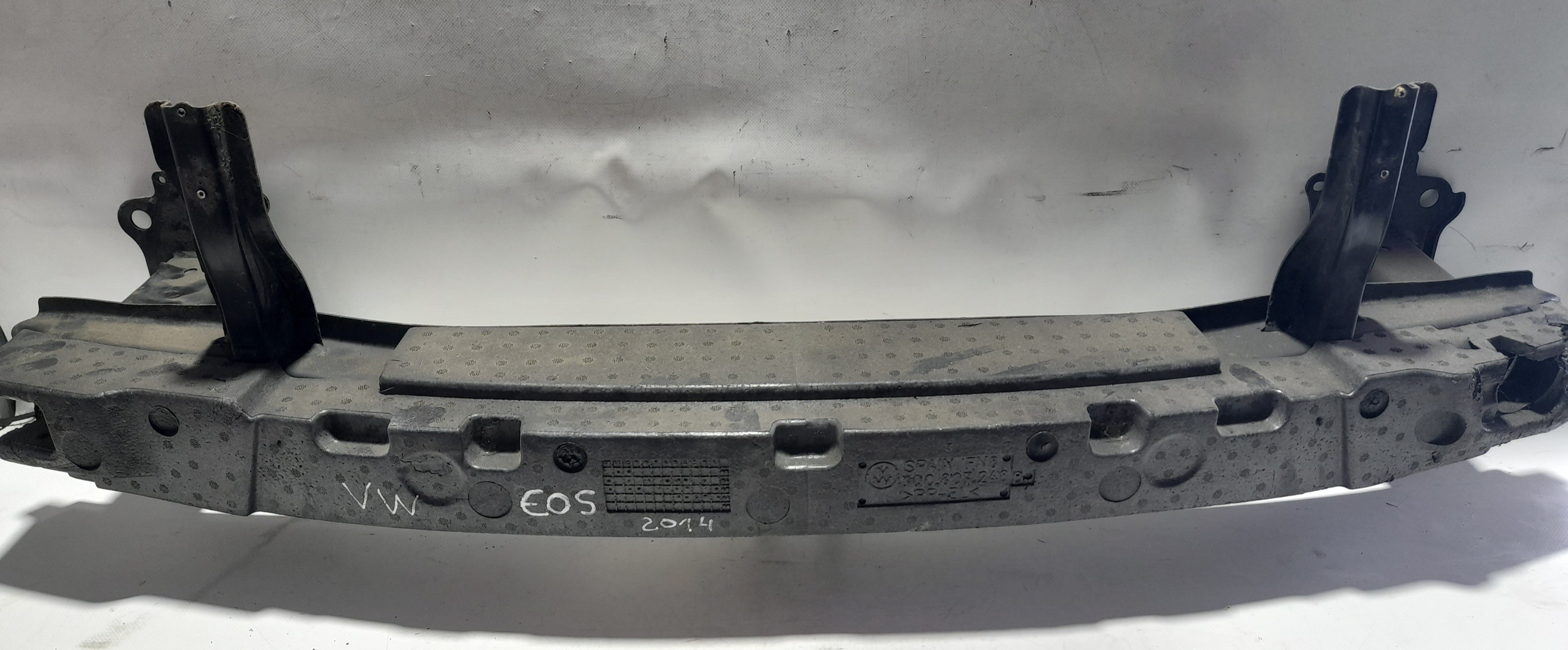 Front bumper reinforcement