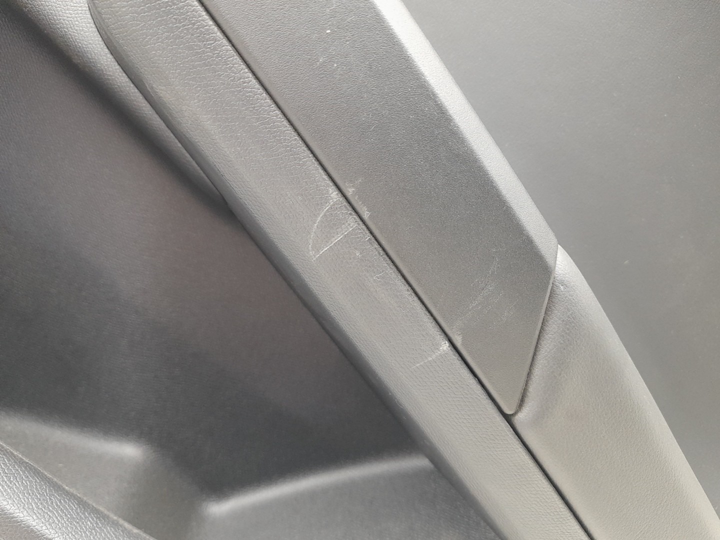 Forra porta / quartela trás direita SEAT Leon (KL1) Imagem-1