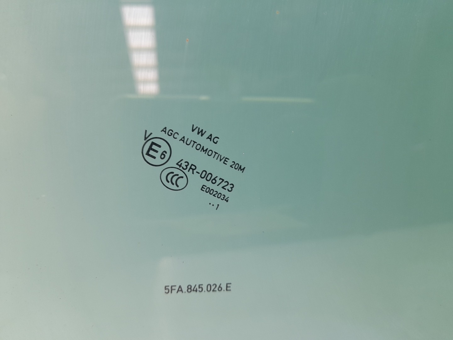Vidro porta trás direito SEAT Leon (KL1) Imagem-1