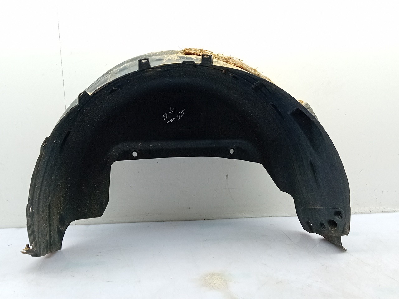 Rear wheel arch right