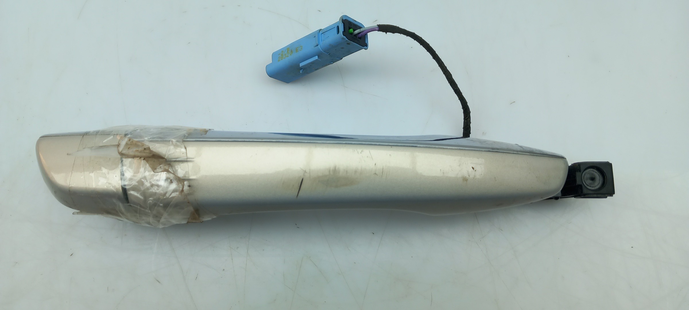 Right front door handle