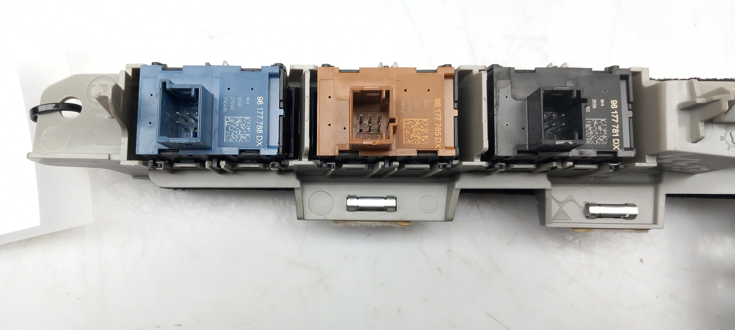 Mando / interruptor elevalunas delantero izquierdo DS DS7 Crossback (J_) Imagem-2