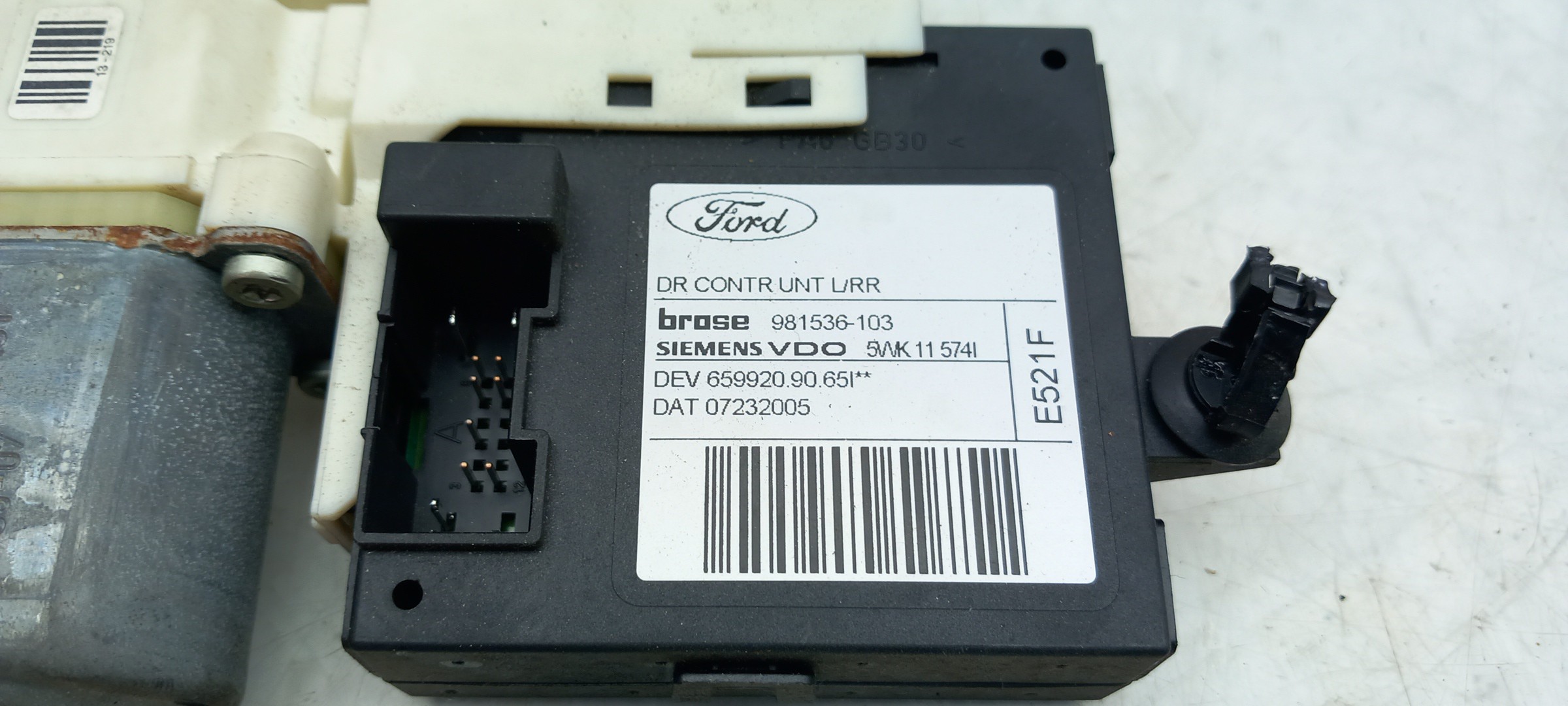 Moteur lève-vitre arrière Droite FORD Focus II (DA_) Imagem-1