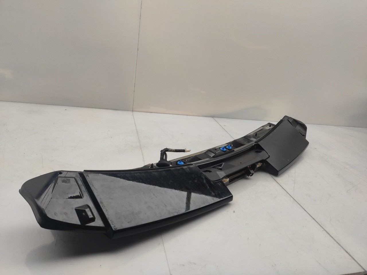 Rear Spoiler NISSAN Leaf EV (ZE1) Imagem-1