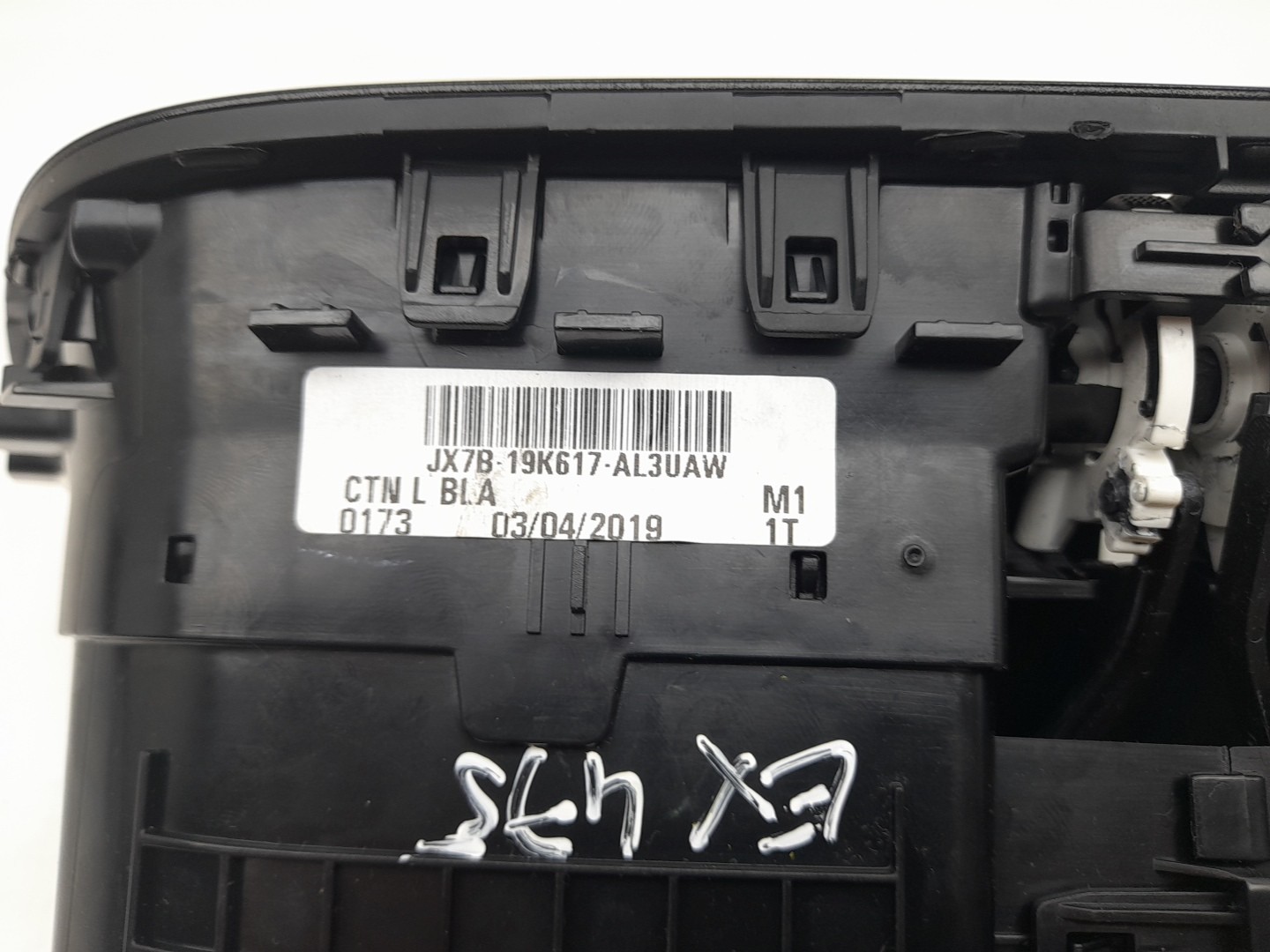 Diffuser / air vent FORD Focus IV Imagem-2