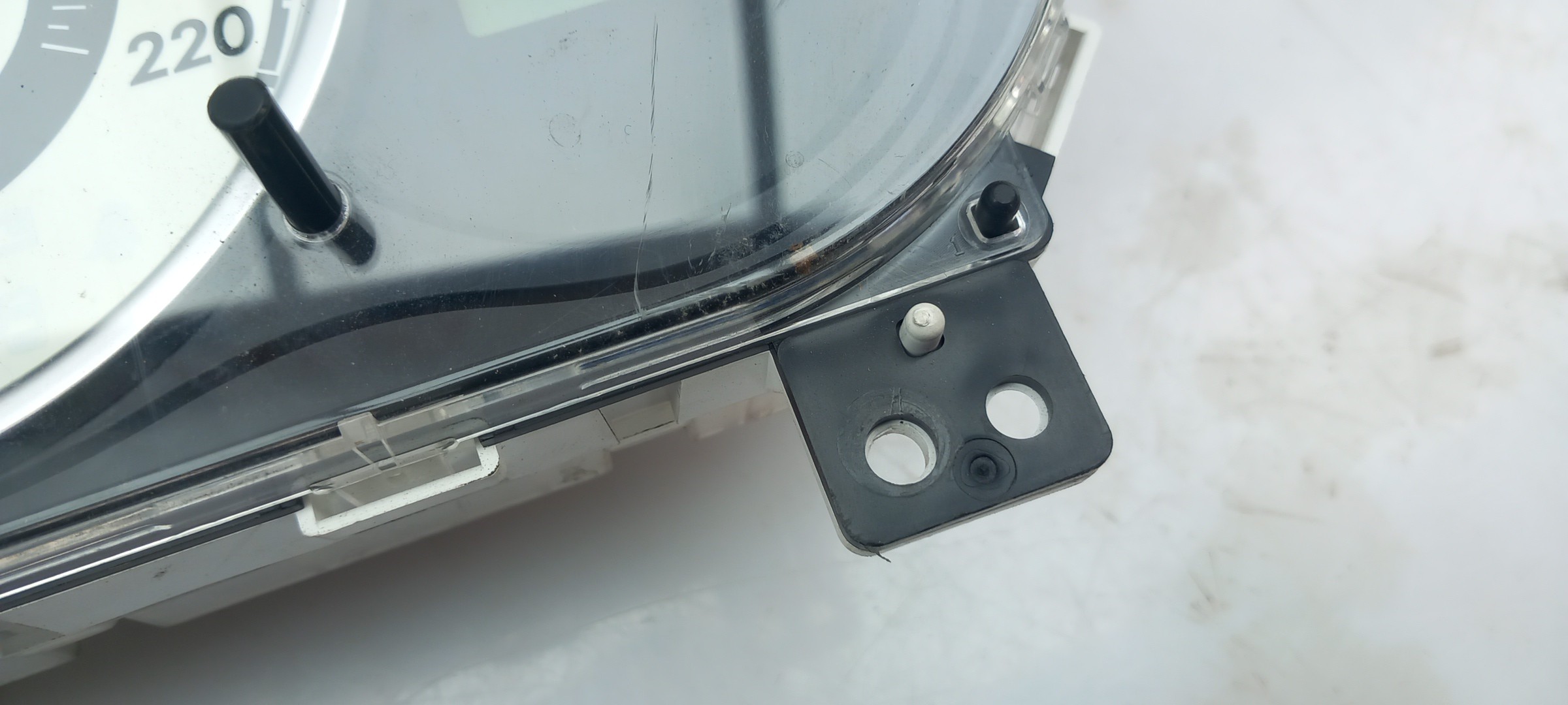 Instrument cluster MAZDA 2 (DE) Imagem-1