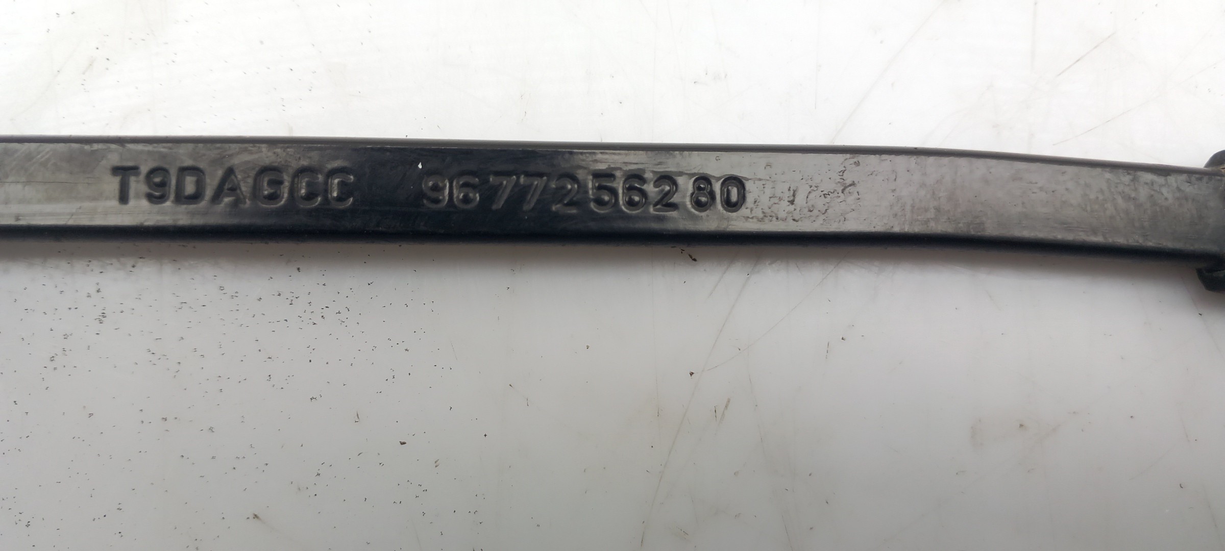 Brazo de limpiaparabrisas delantero izquierdo PEUGEOT 308 SW II Imagem-2