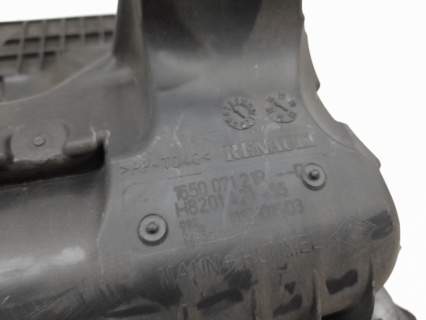 Caixa filtro ar RENAULT Megane IV (B9A/M_) Imagem-3