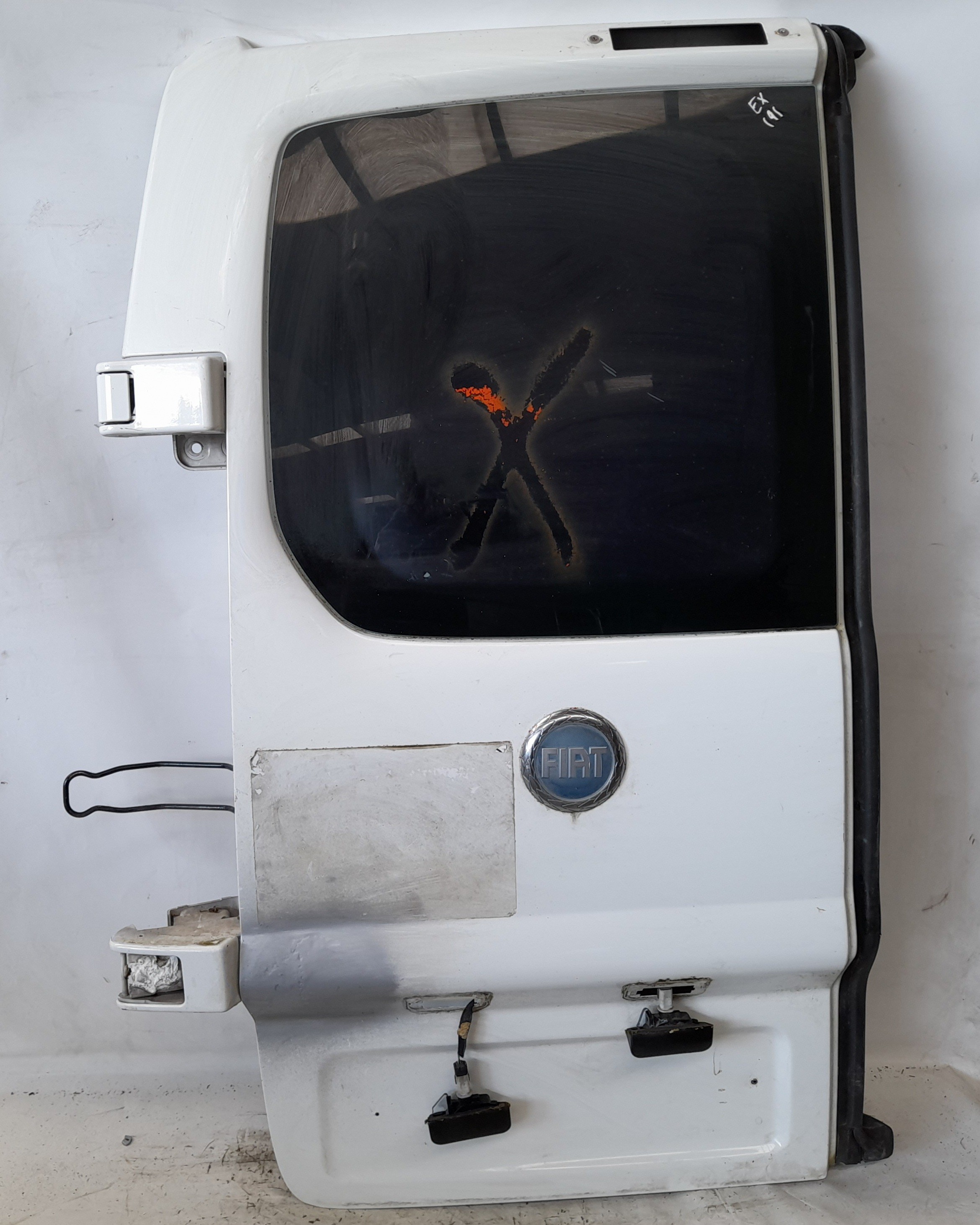 Porta trás esquerda