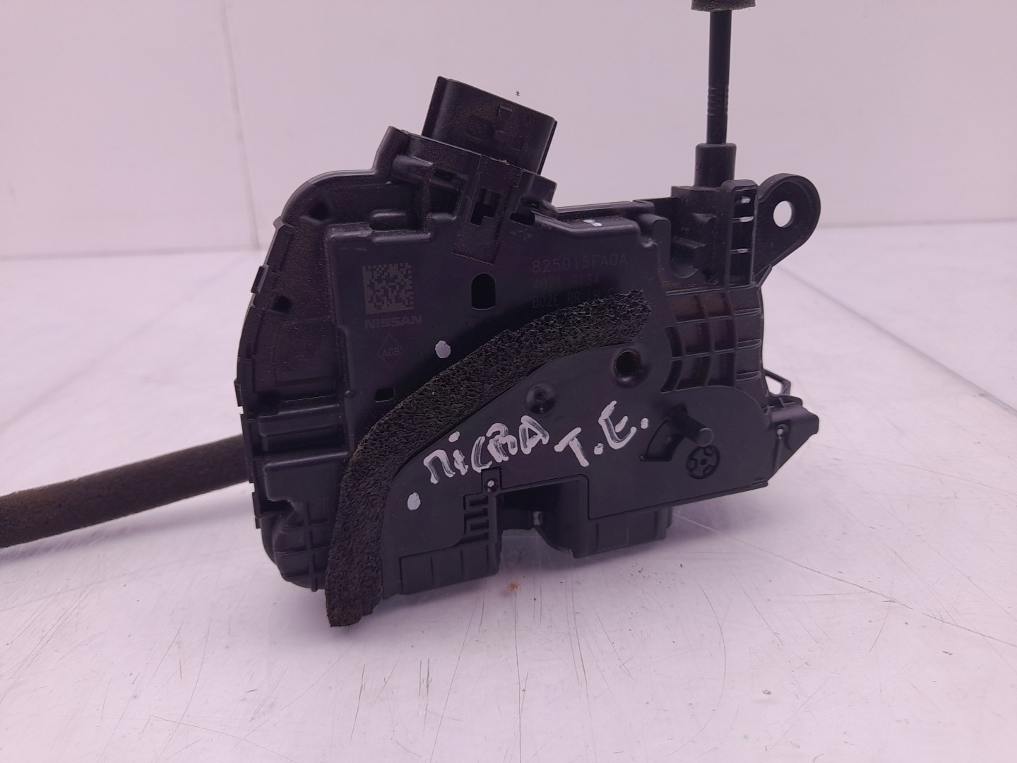 Rear Left Door Lock NISSAN Micra V (K14) Imagem-1