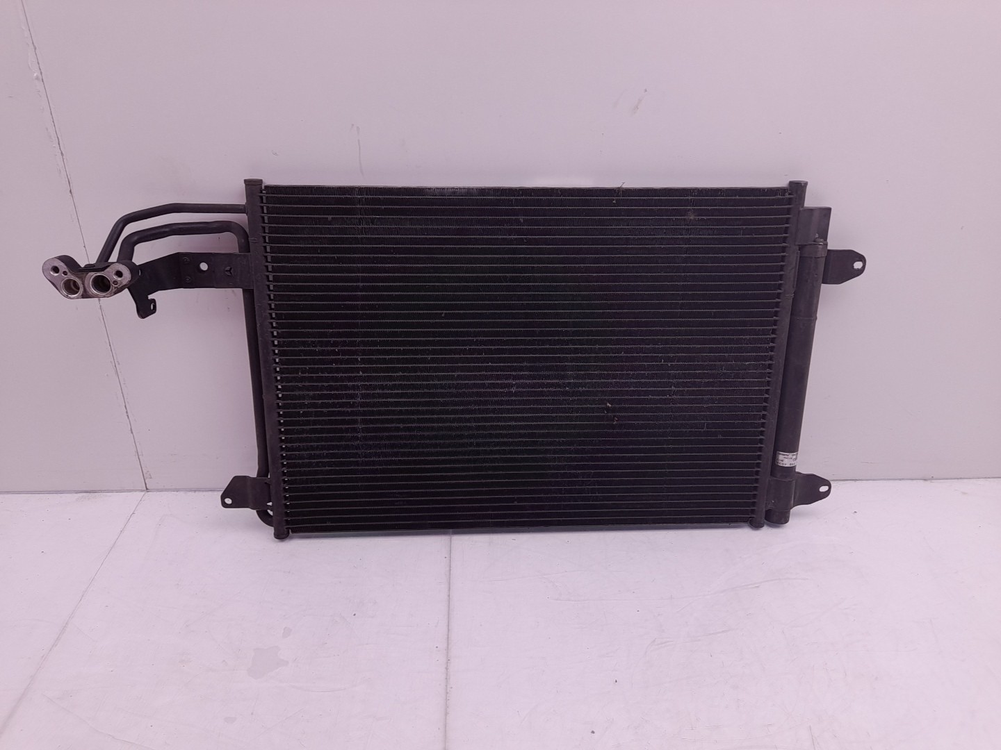 Condensatore aria condizionata (A/C) VOLKSWAGEN Golf V Variant (1K5) Imagem-0