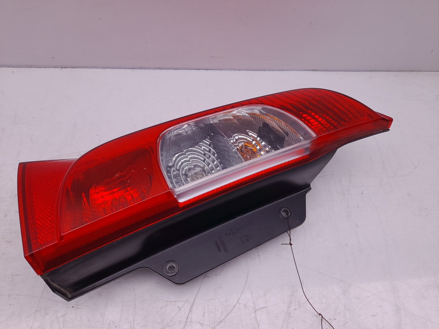 Left Tail light PEUGEOT Bipper (AA_) Imagem-2