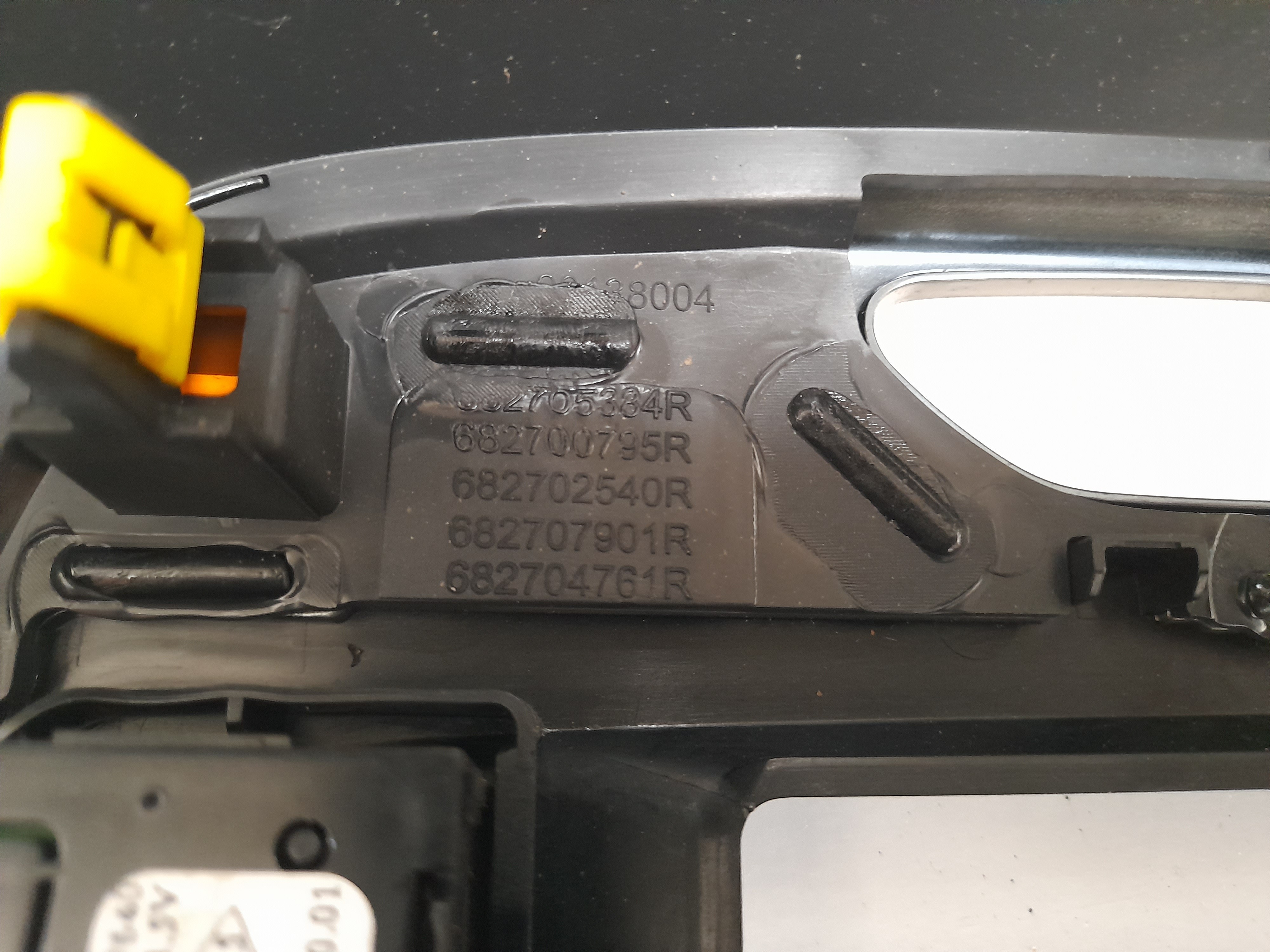Cornice console centrale / radio / anello RENAULT Captur (J5_) Imagem-1