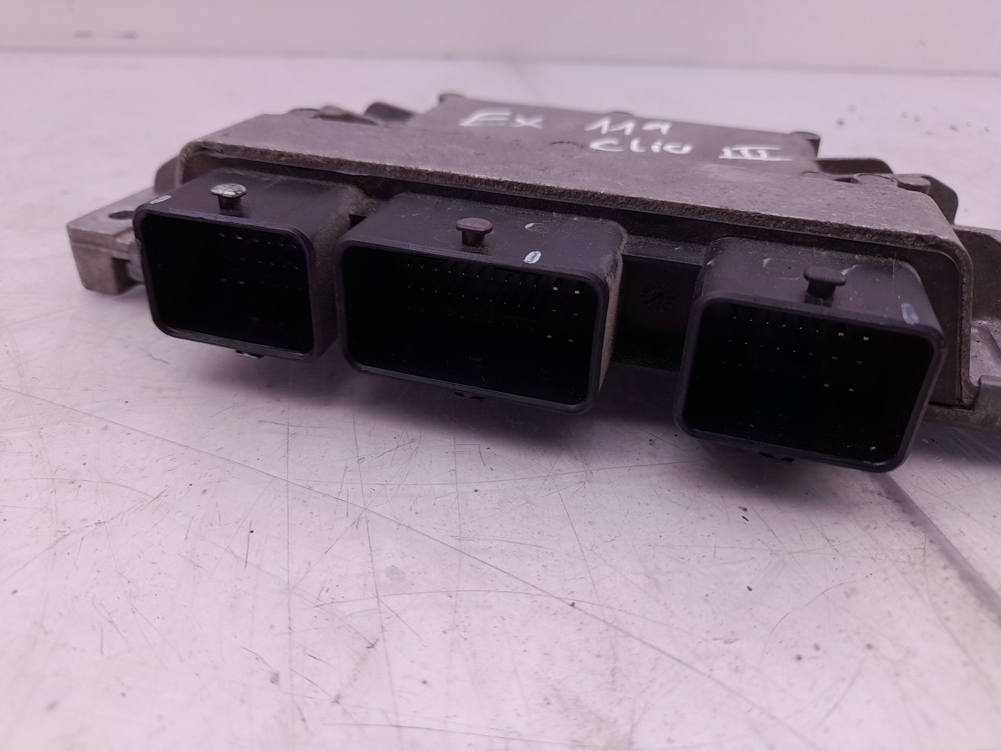 Centralina motor / ECU RENAULT Clio III (BR0/1, CR0/1) Imagem-1