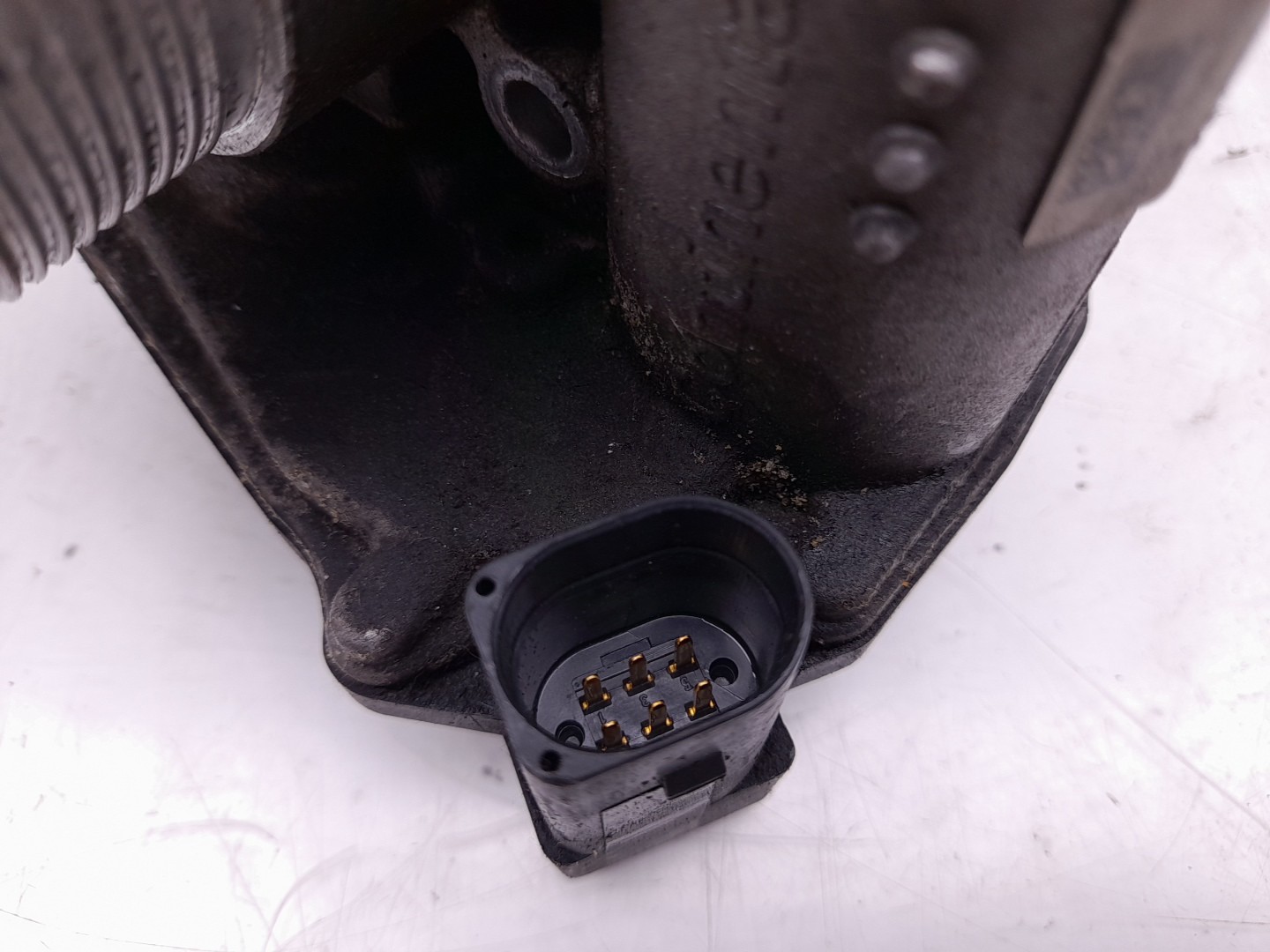 Throttle body AUDI Q5 (8R) Imagem-1