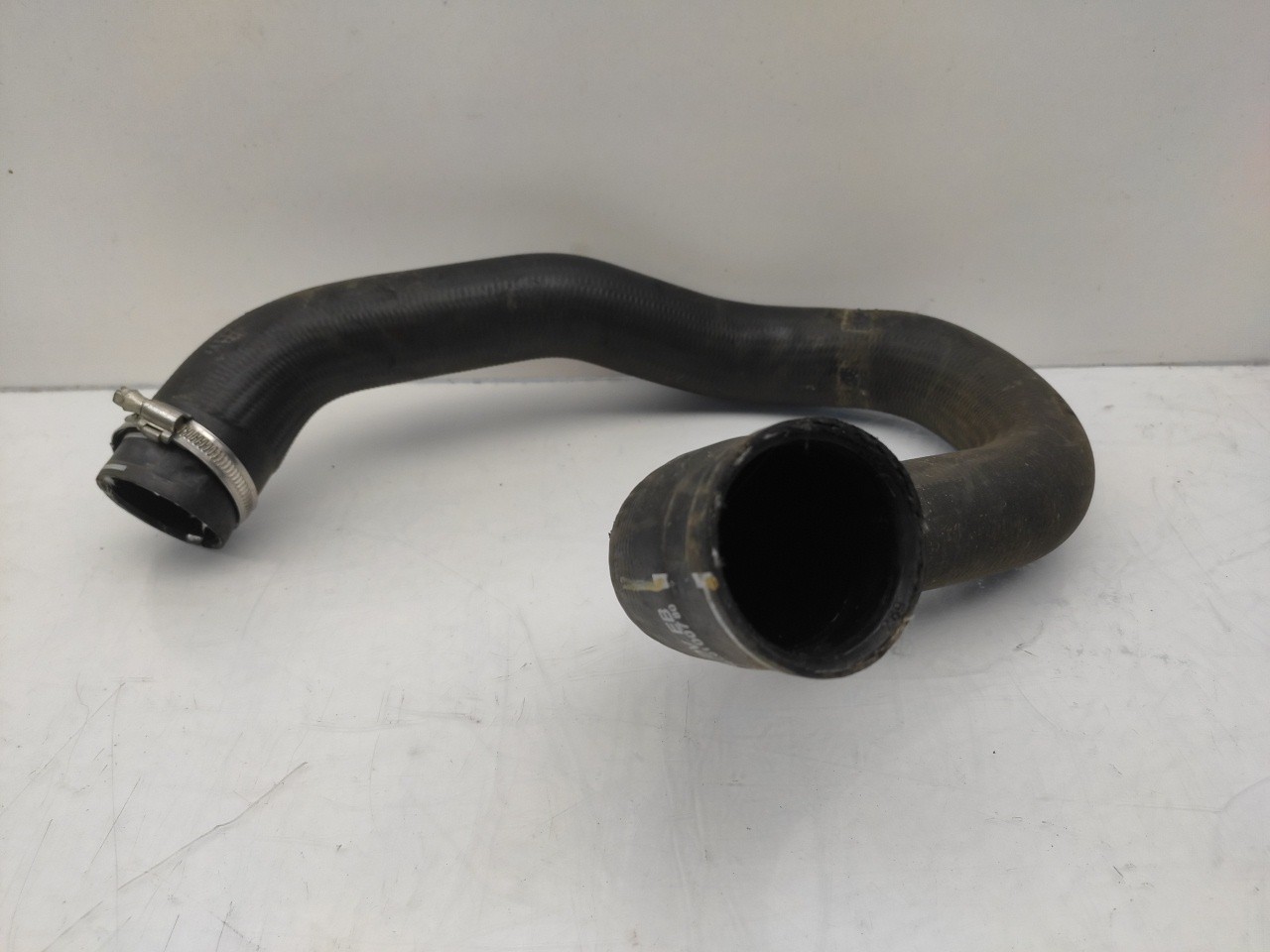 Intercooler pipe