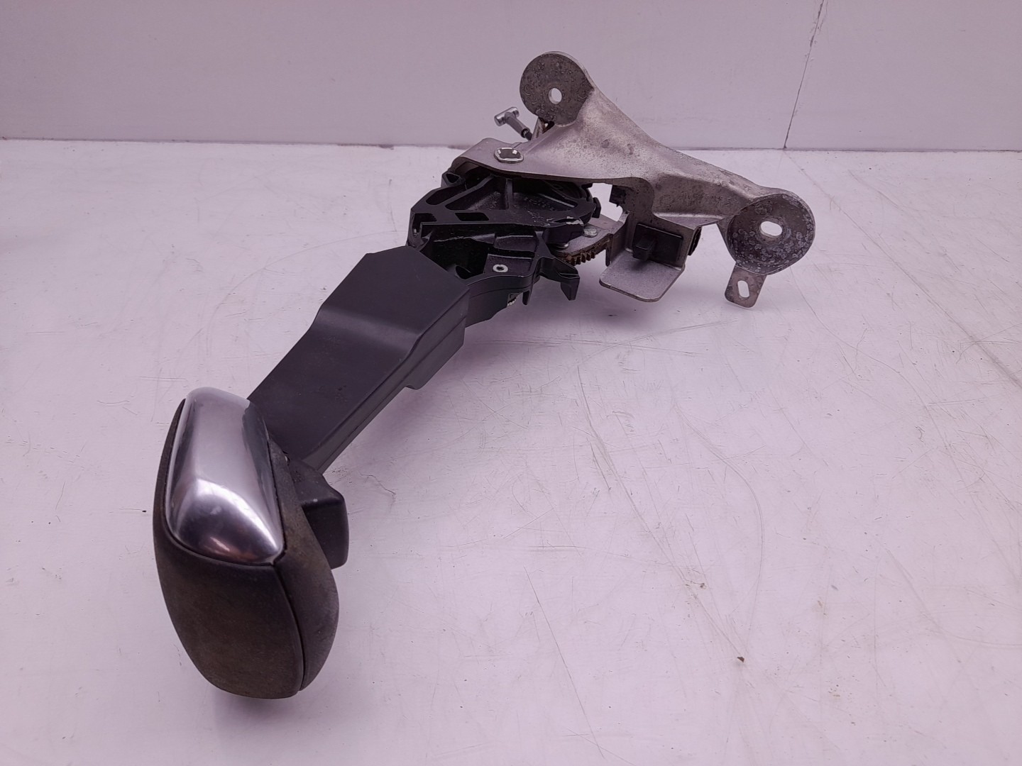 Hand brake / parking brake PEUGEOT 2008 I (CU_) Imagem-1