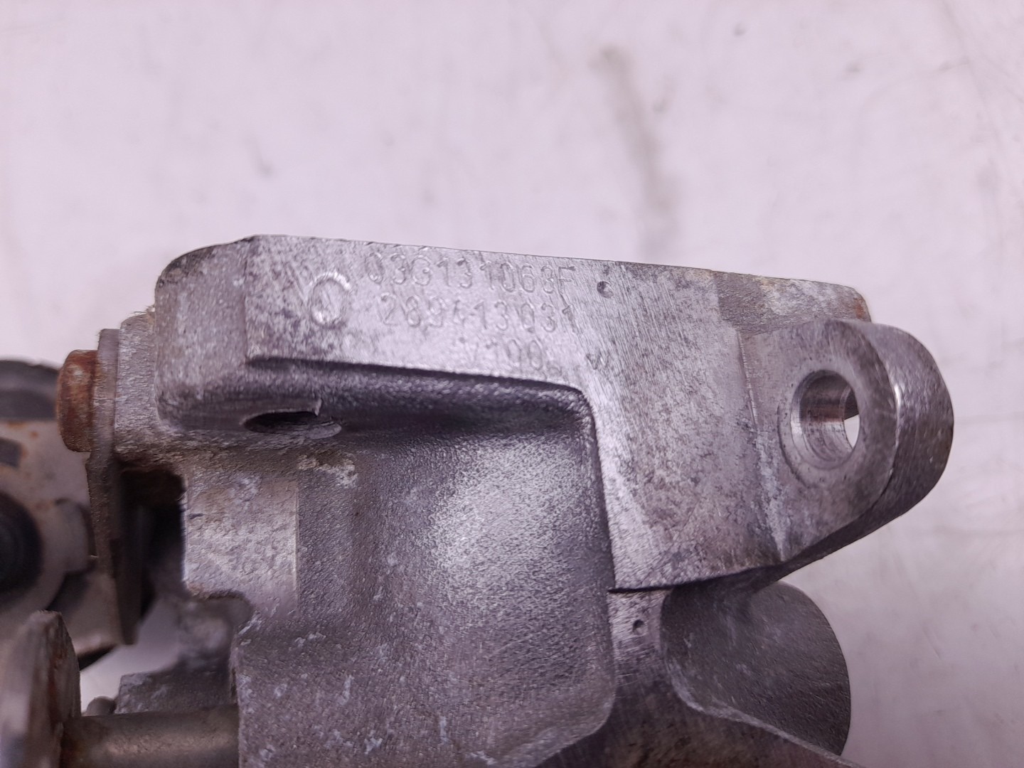Válvula EGR VOLKSWAGEN Golf V (1K1) Imagem-2