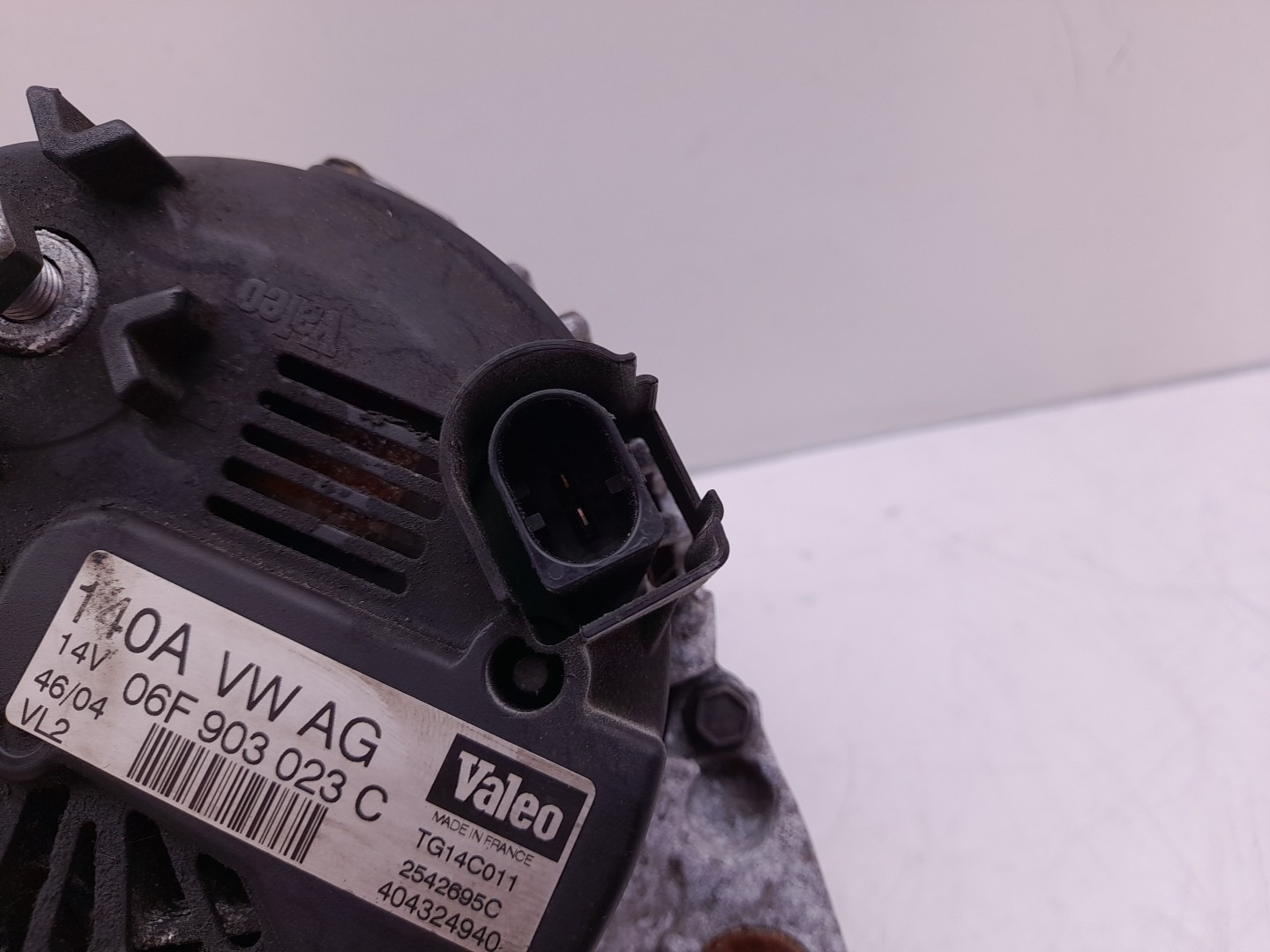 Alternador VOLKSWAGEN Golf V (1K1) Imagem-2