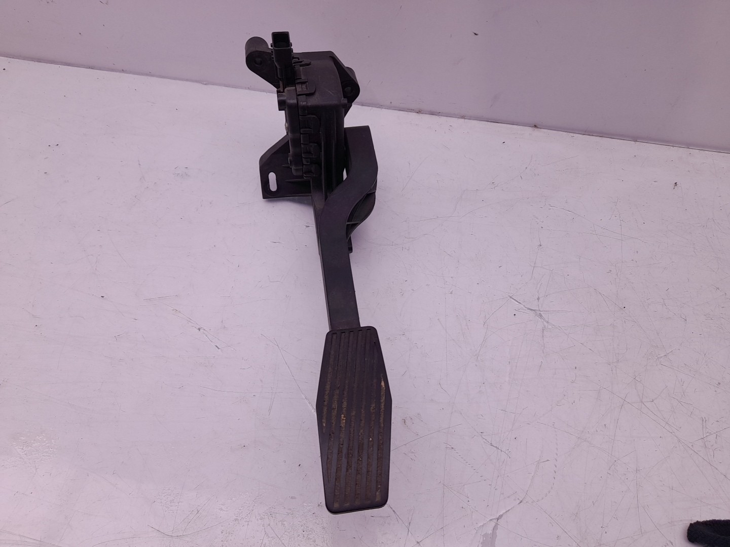 Pedal acelerador