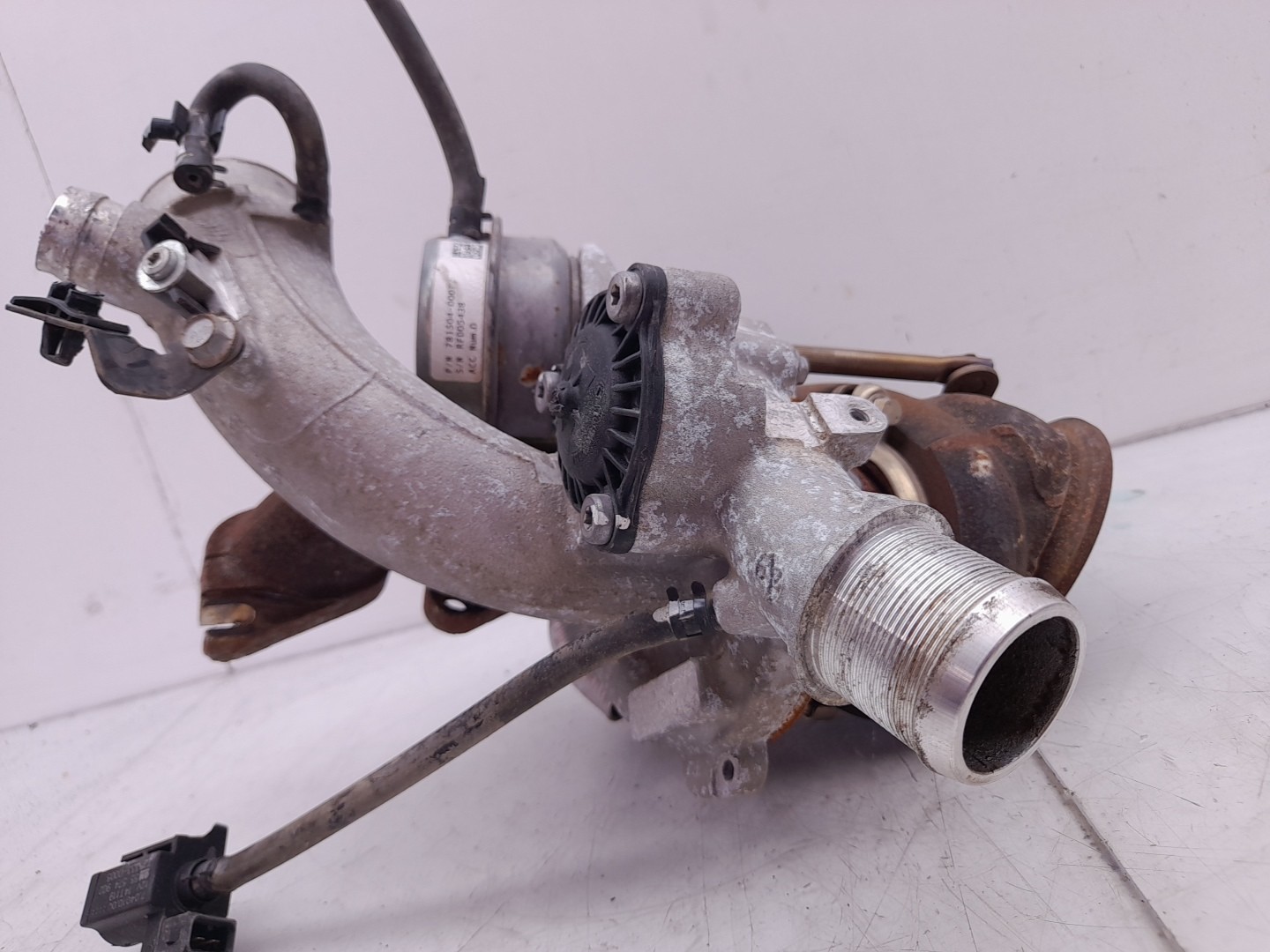 Turbo / compressor OPEL Astra J Imagem-1
